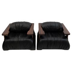 Ein Paar seltene italienische Sessel "Dragoni" von Luciano Frigerio, Mid-Century Modern, 70er Jahre