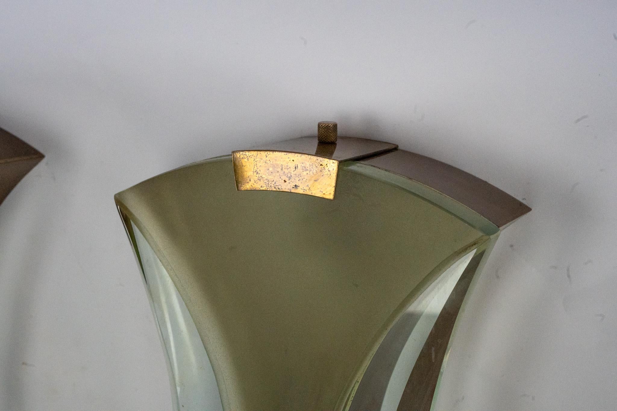 Pareja de raras lámparas de pared Max Ingrand para Fontana Arte Mod. 2225. Italia Años 60 en venta 1