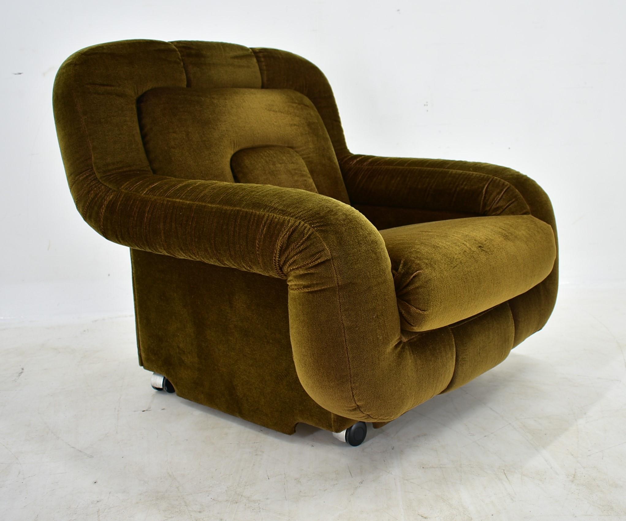 Coppia di rare poltrone da salotto del Mid Century, Italia, anni '70 in vendita 7