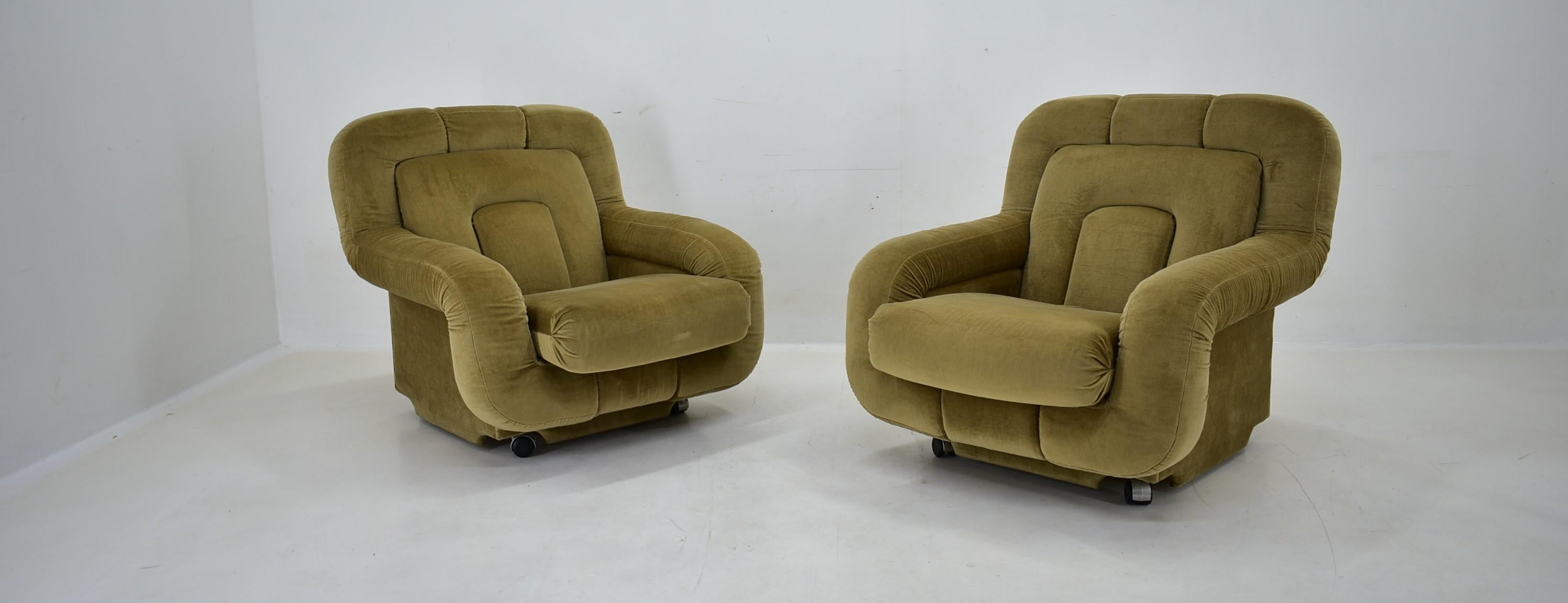- very rare type
- extremely confortable.
- Seat Height 40cm
- Cleaned