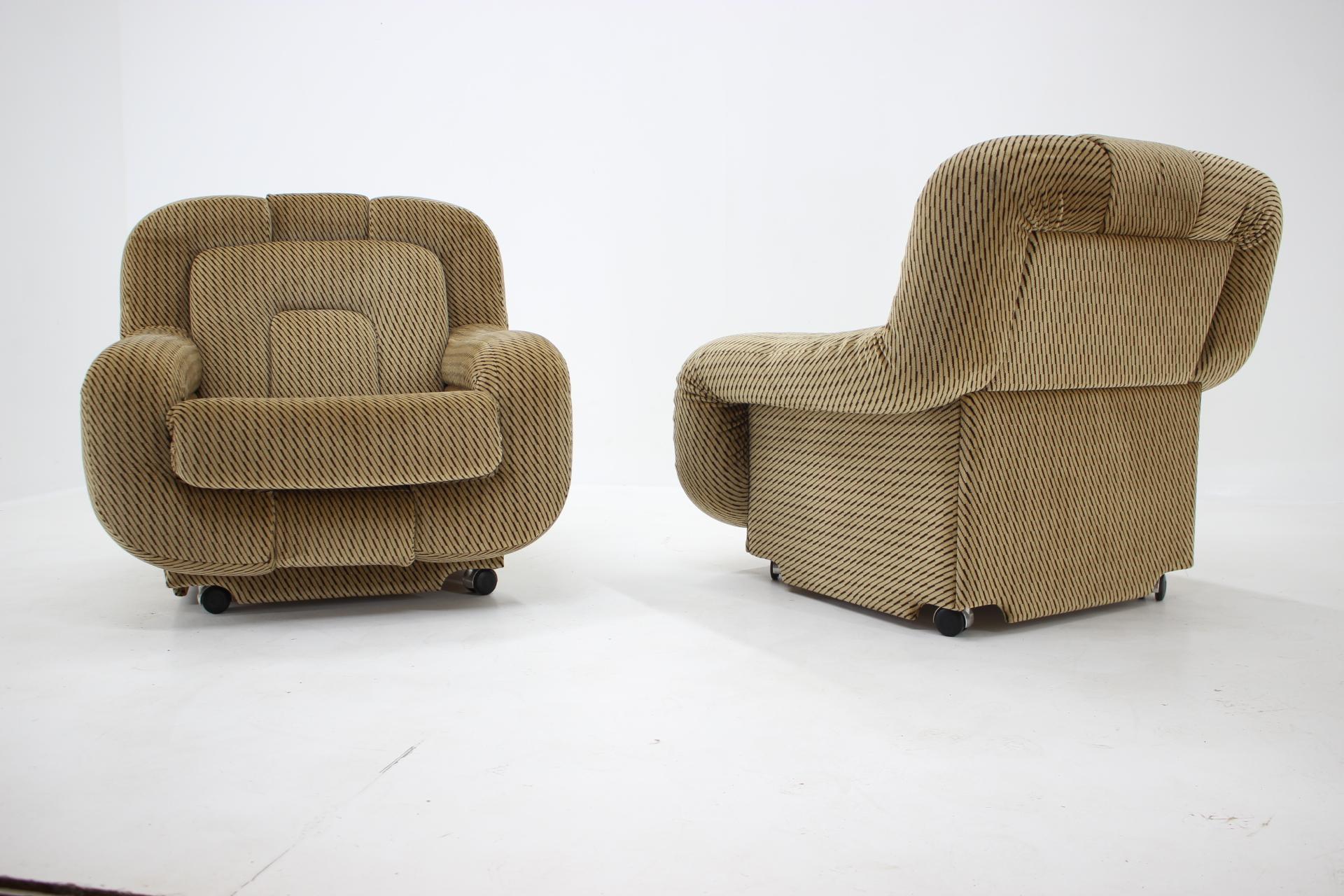 Italian Pair of Rare Mid Century Lounge Armchairs, Italy, 1970s