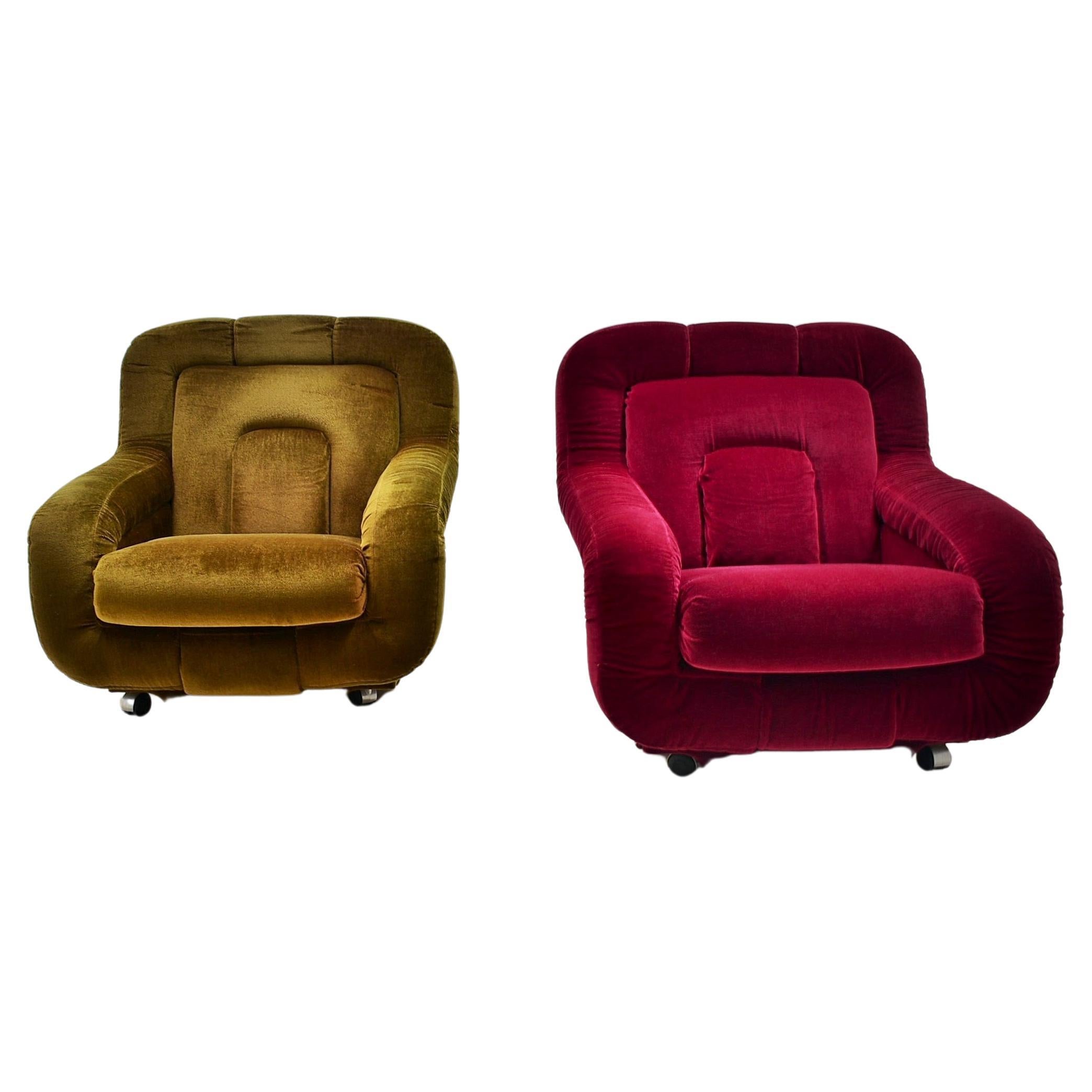 Pair of Rare Mid Century Lounge Armchairs, Italy, 1970s
