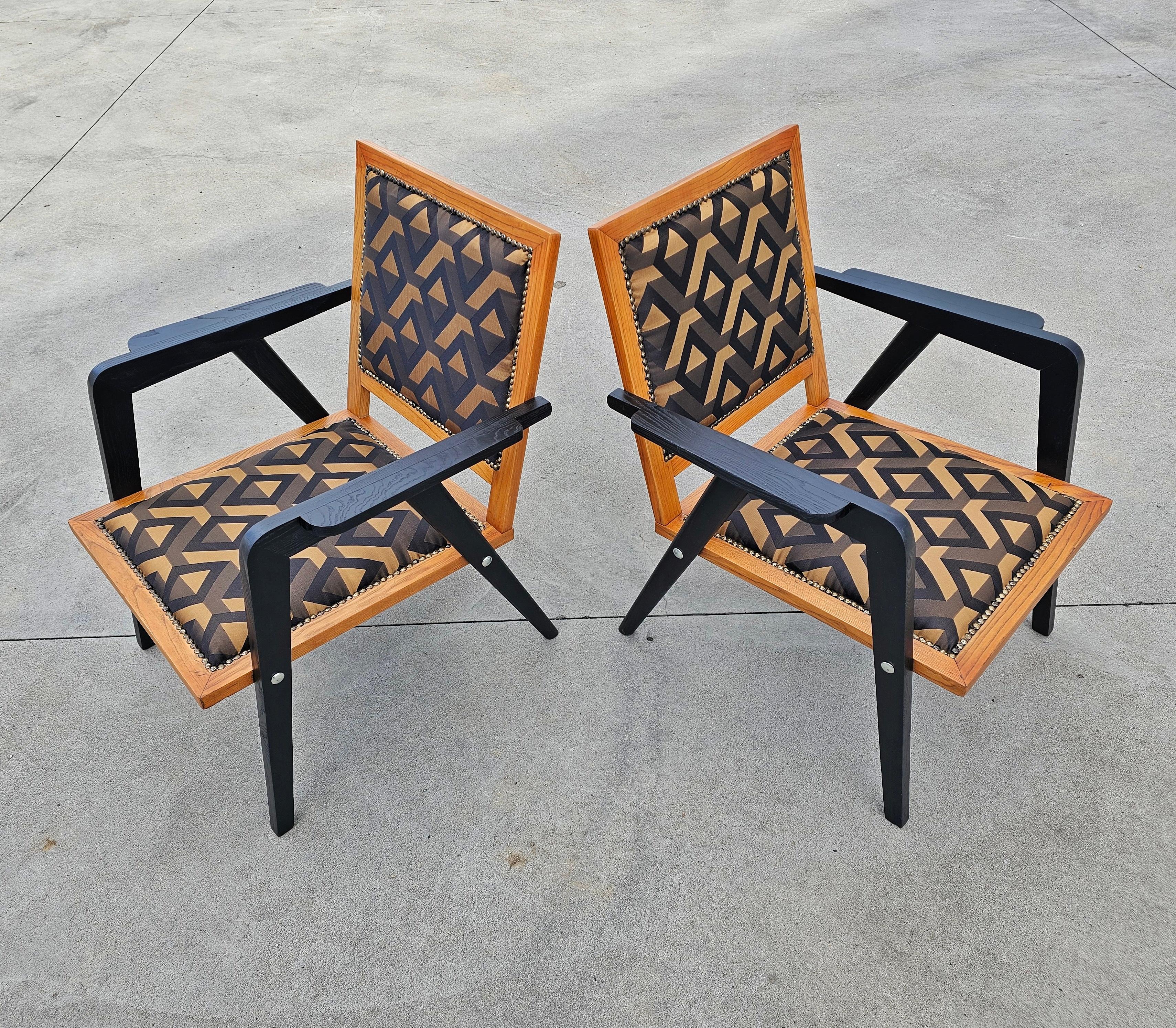Pair of Rare Mid-Century Modern Armchairs, Fully Refurbished, Yugoslavia, 1950s For Sale 1