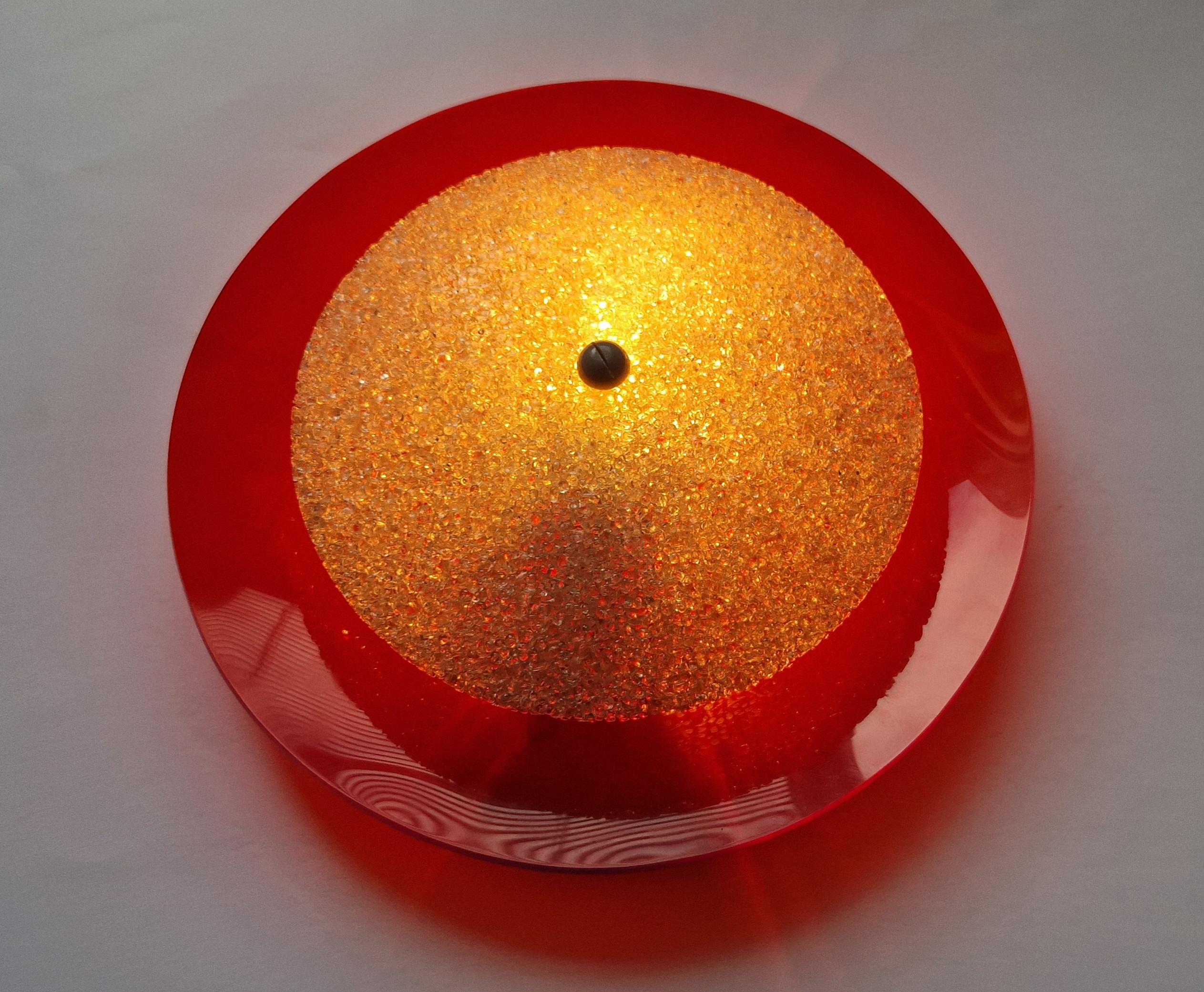 Coppia di rare lampade da parete o da soffitto rosse della metà del secolo scorso, Germania, anni '70 in vendita 3