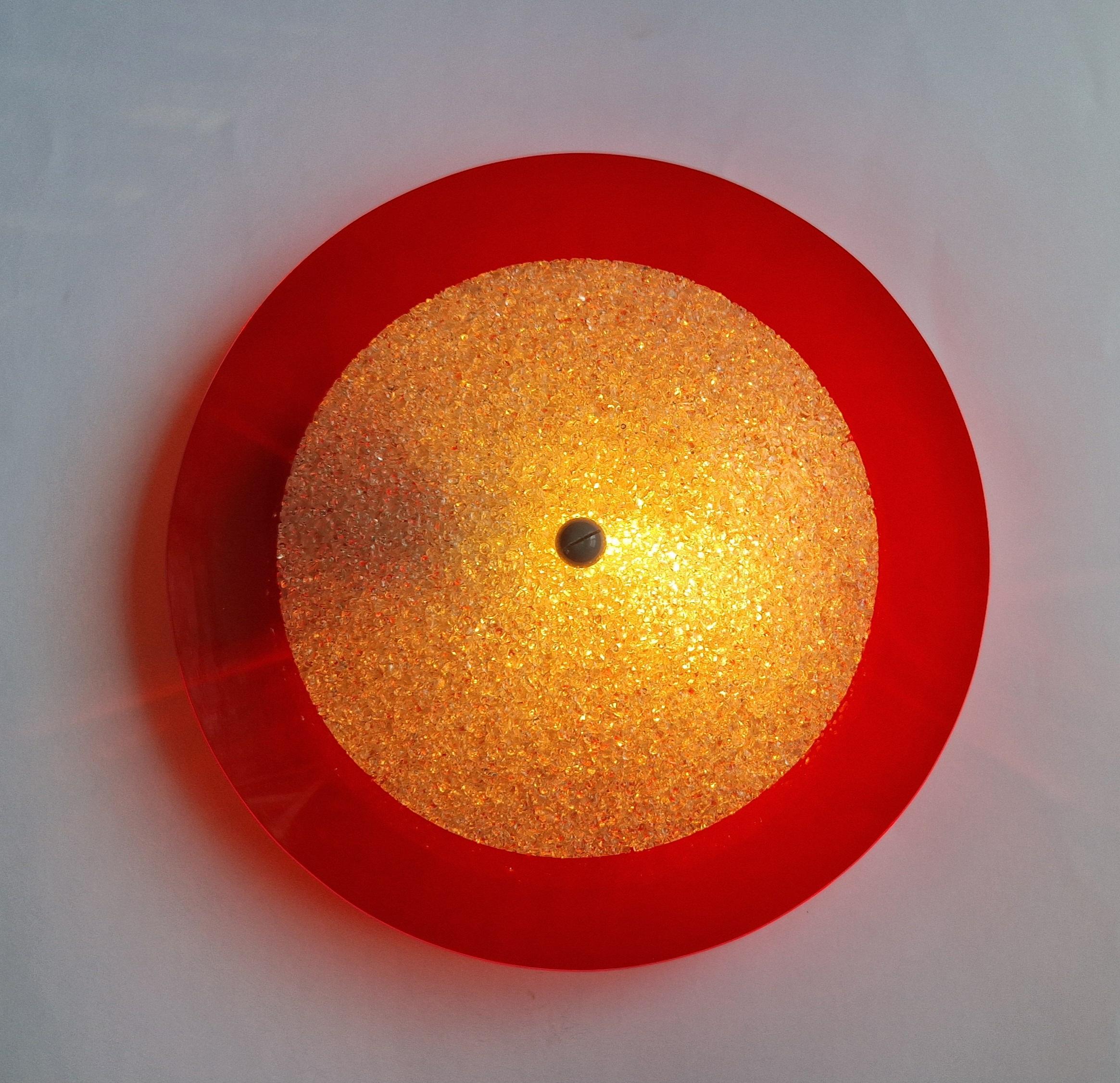 Coppia di rare lampade da parete o da soffitto rosse della metà del secolo scorso, Germania, anni '70 in vendita 6