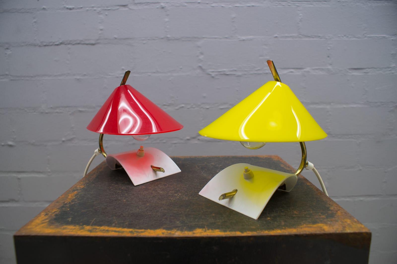 Mid-20th Century Pair of Rare Midcentury Table Lamps in Brass with Plexiglass Lampshades, 1950s