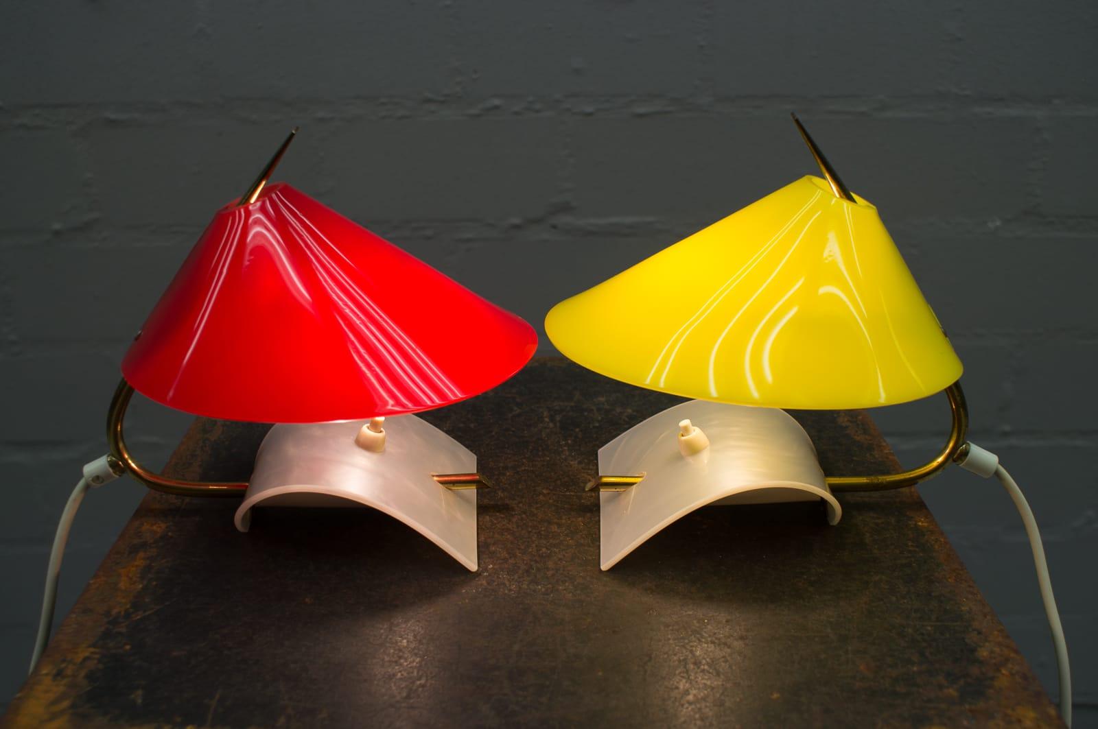 Pair of Rare Midcentury Table Lamps in Brass with Plexiglass Lampshades, 1950s 1