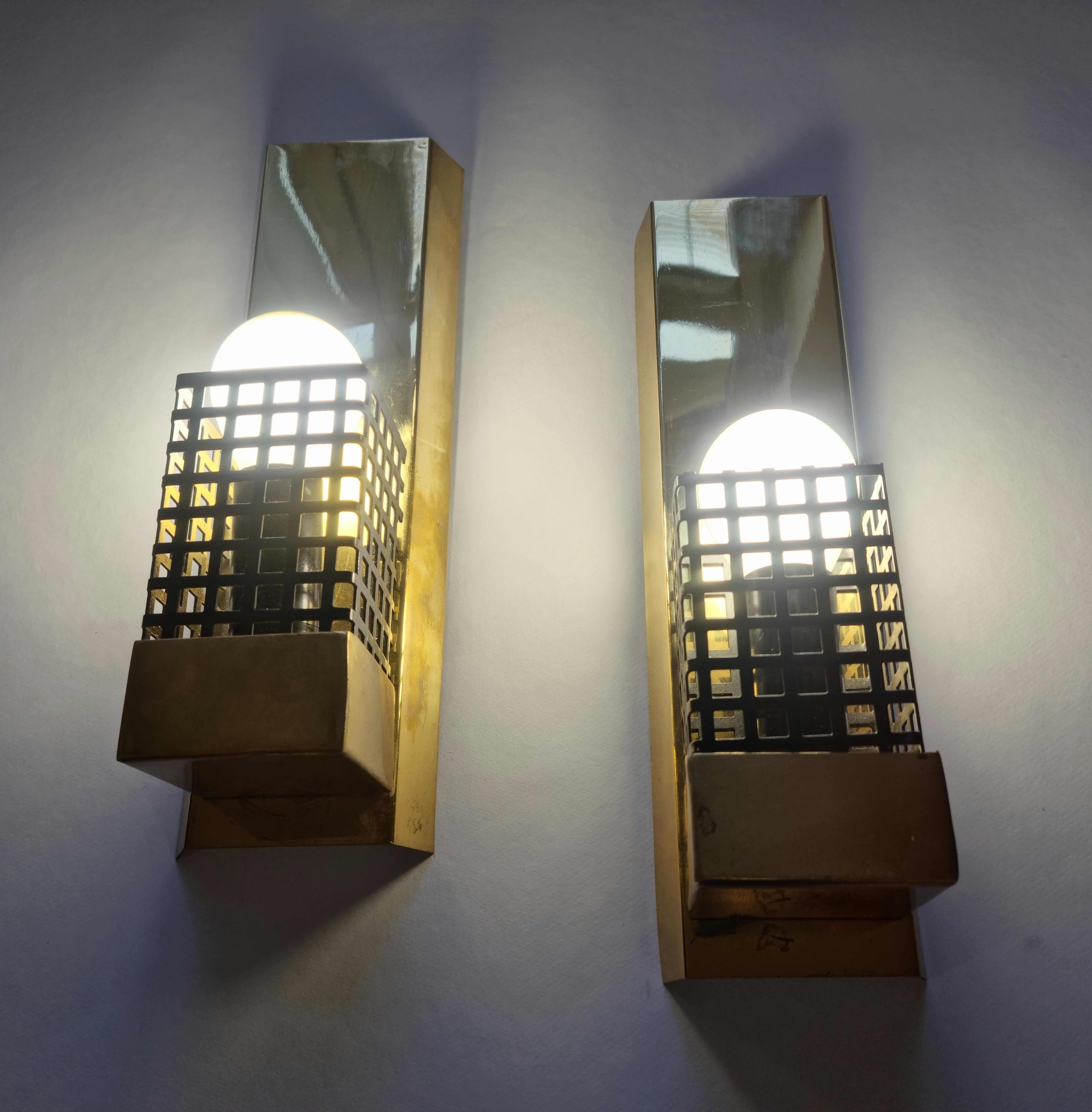 Pair of Rare Midcentury Wall Lamps, 1970s 8