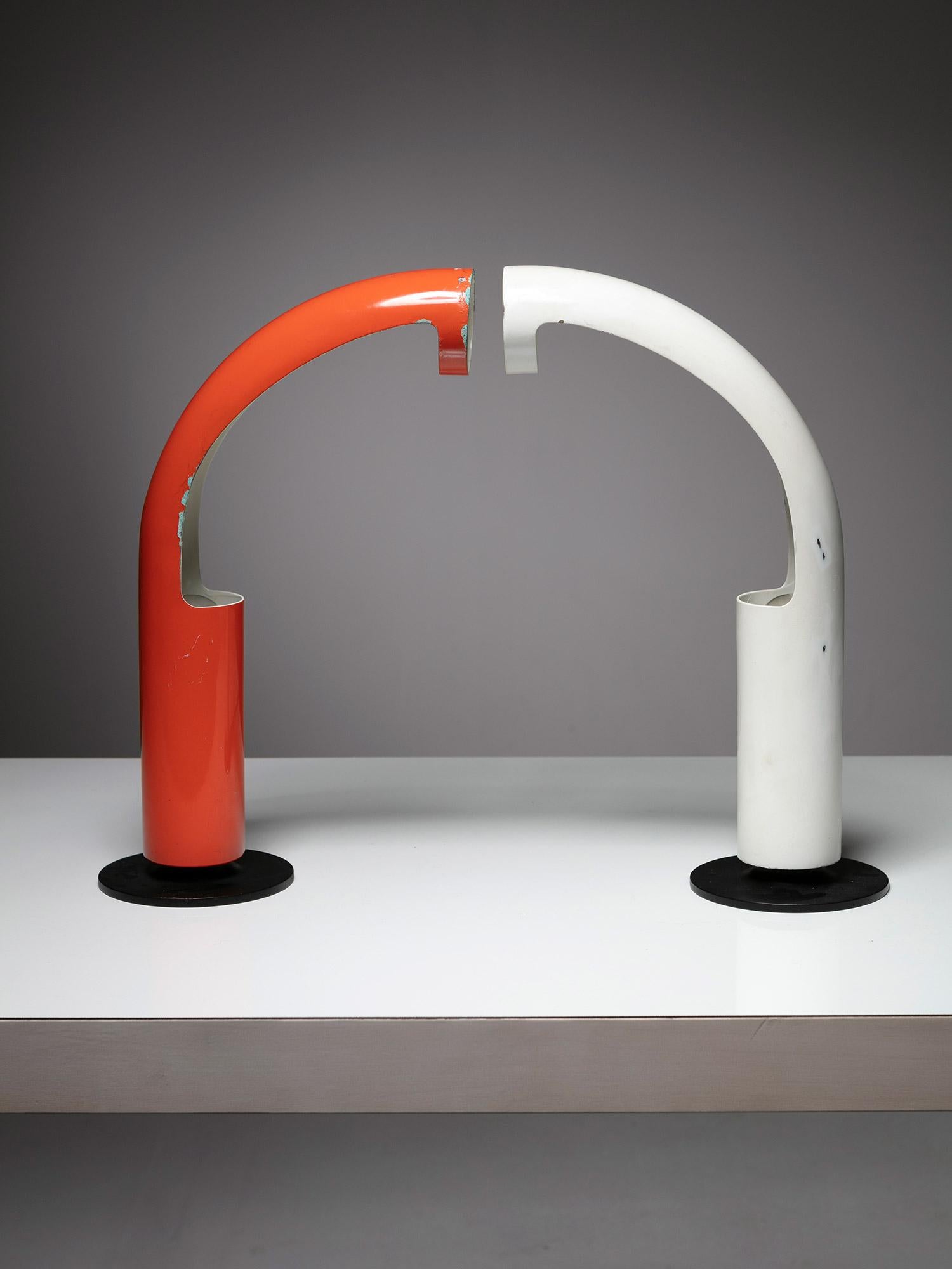 Coppia di rare lampade da tavolo minimaliste di Carlo Moretti per O-Luce, Italia, 1967 In condizioni discrete in vendita a Milan, IT
