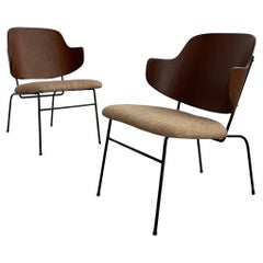 Seltene Penguin-Stühle Modell von Ib Kofod-Larsen für Selig, Paar