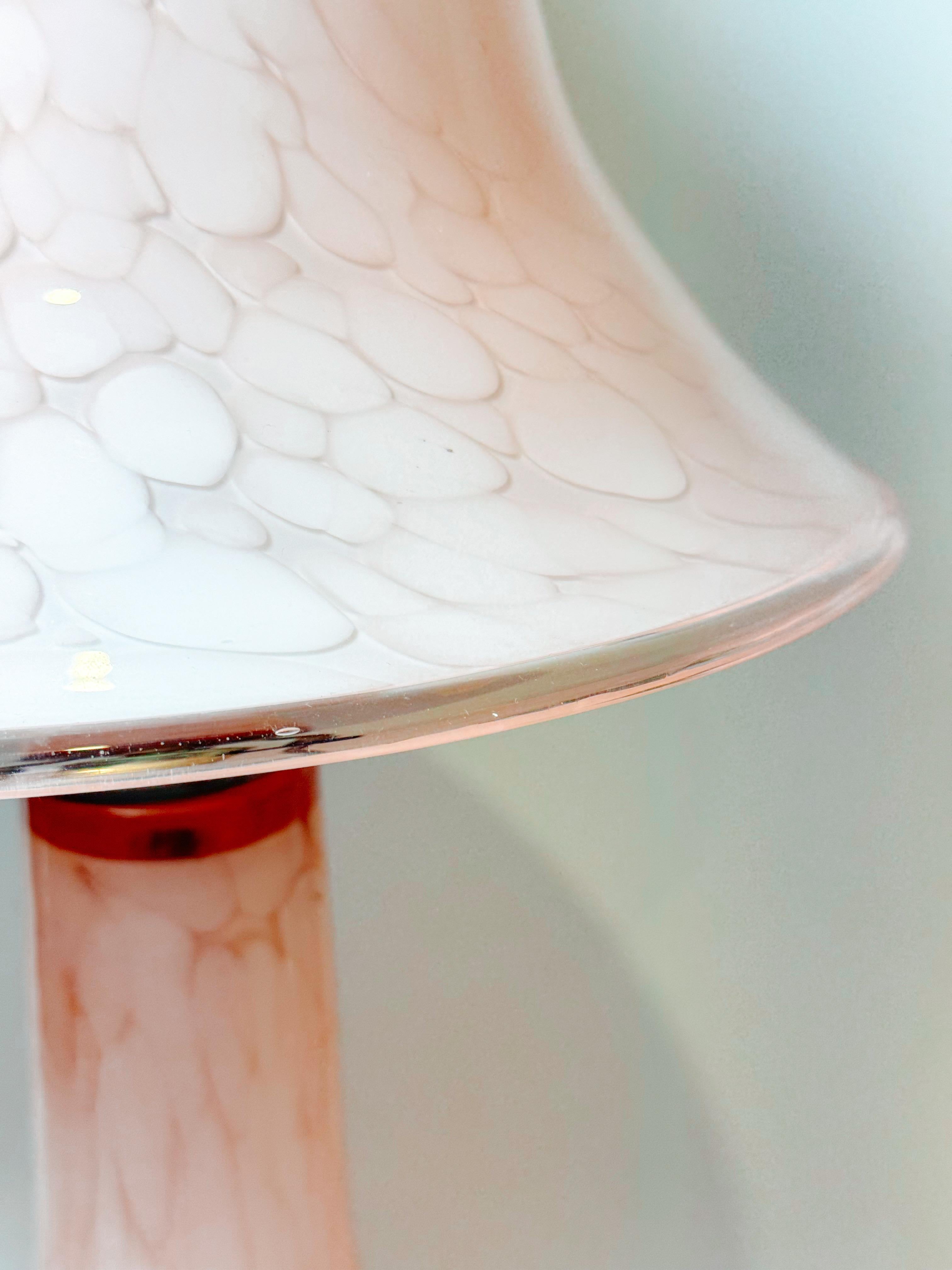 Pair of Rare Murano “Pink Clouds” Mushroom Lamps  Art Nouveau Italy 1970s In Good Condition For Sale In Toronto, CA
