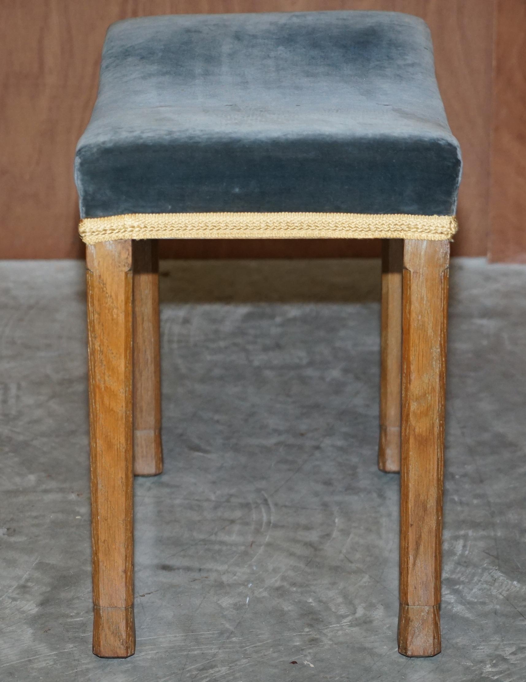 Pair of Rare Original Queen Elizabeth II 1953 Coronation Stools in Limed Oak In Good Condition In West Sussex, Pulborough