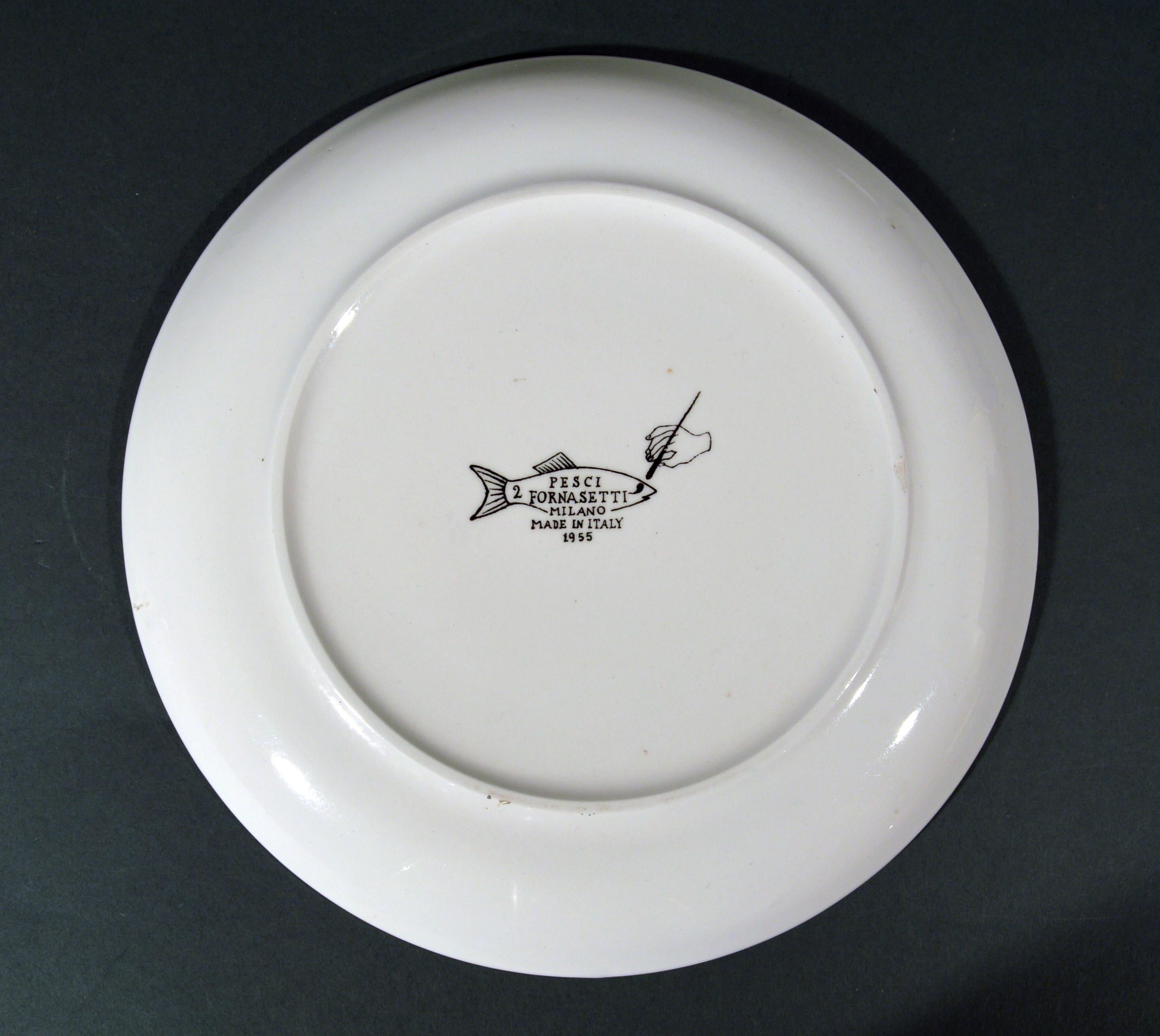 Piero Fornasetti Porcelain Fish Plates, Pesci pattern or Passage of Fish For Sale 1
