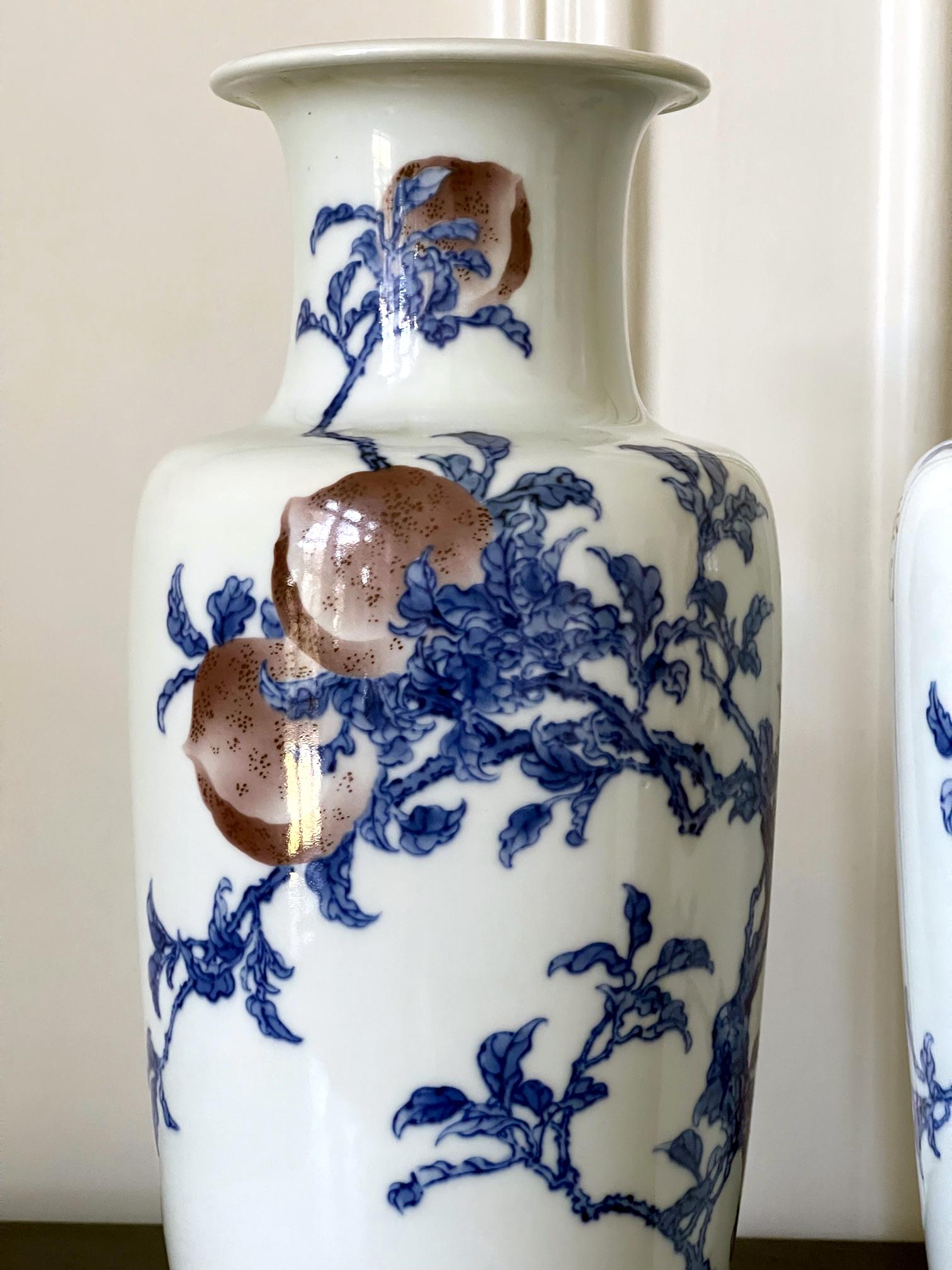 Pair of Rare Porcelain Commemorative Vases by Makuzu Kozan Meiji Period For Sale 3