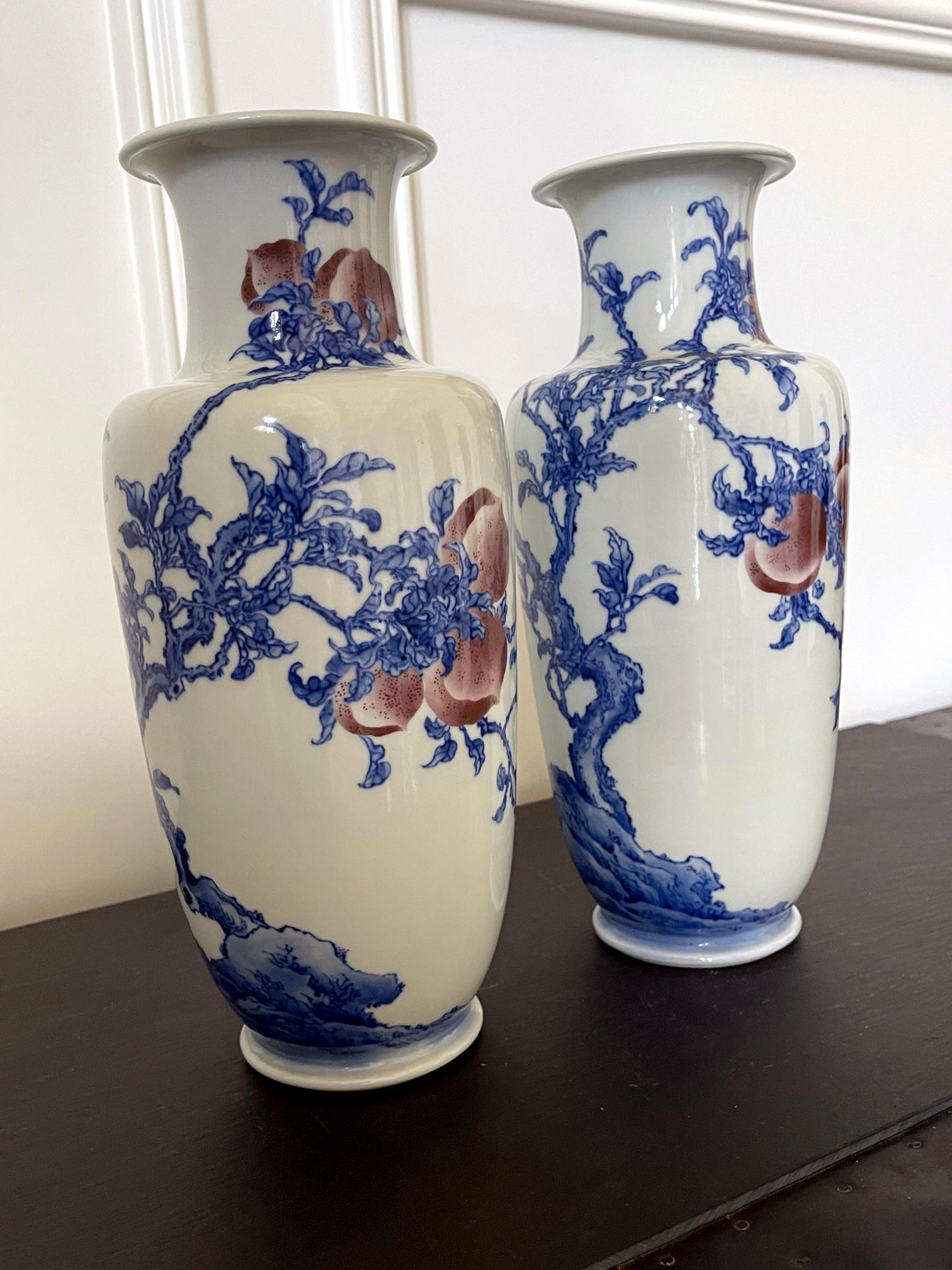 Early 20th Century Pair of Rare Porcelain Commemorative Vases by Makuzu Kozan Meiji Period For Sale