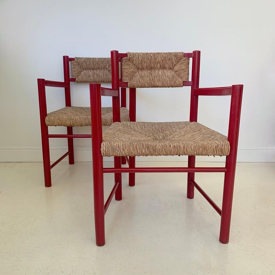 Mid-Century Modern Paire de rares fauteuils rouges par J. Vilanova I+I Bosch, vers 1960, Espagne.