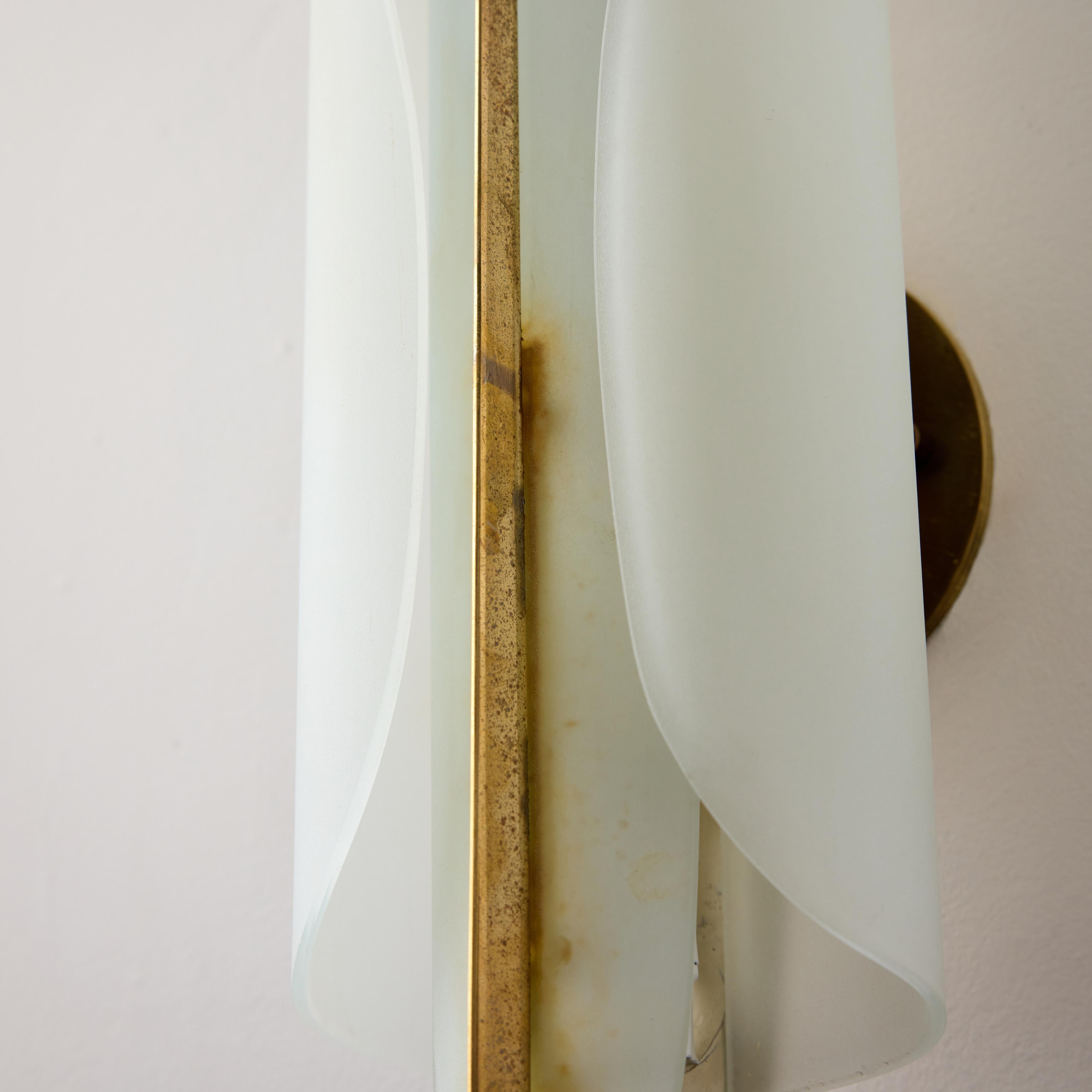 Coppia di rari lampadari di Max Ingrand per Fontana Arte in vendita 2