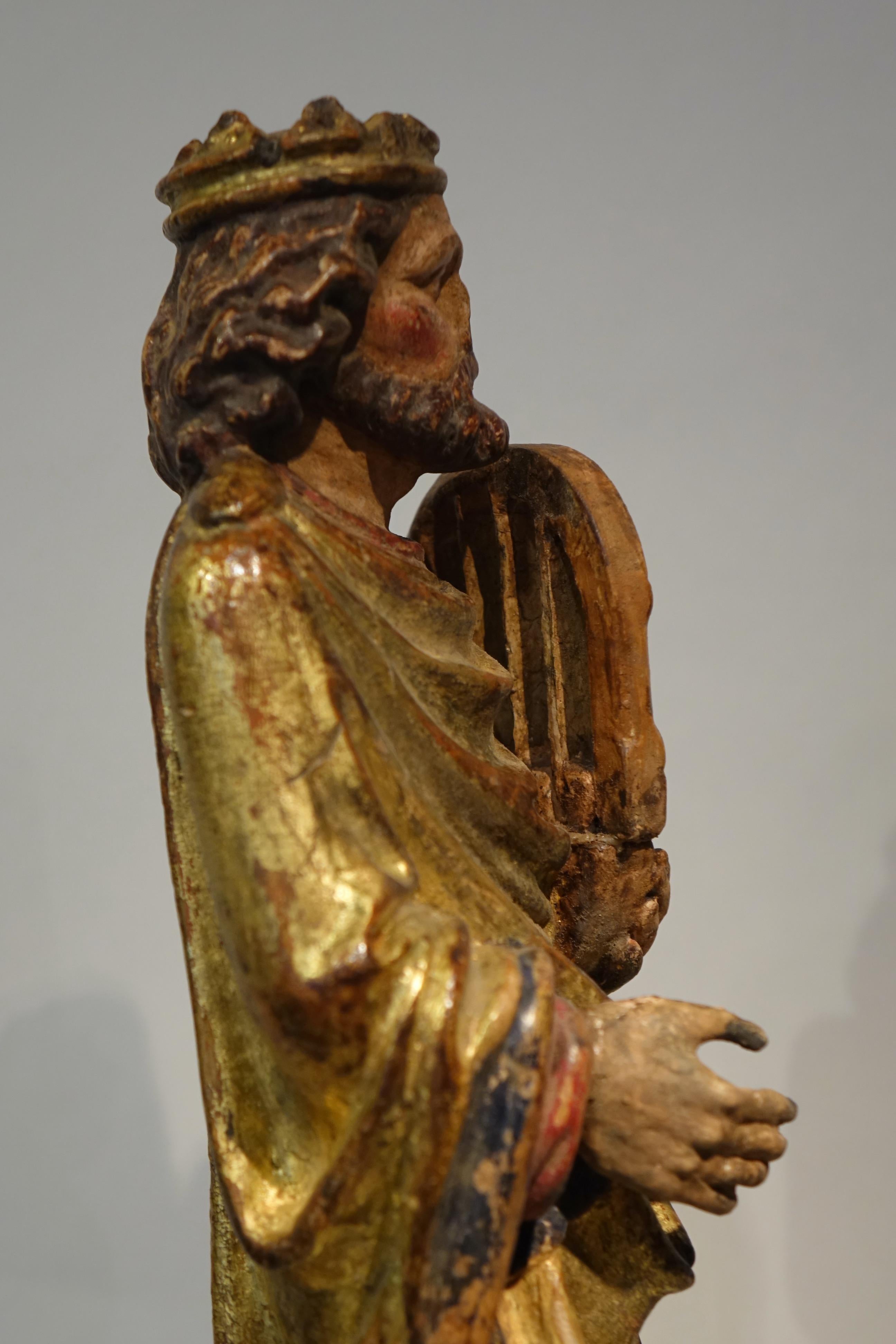 Coppia di rare statue, Noè e David, Fiandre, inizio XVI secolo In condizioni discrete in vendita a PARIS, FR