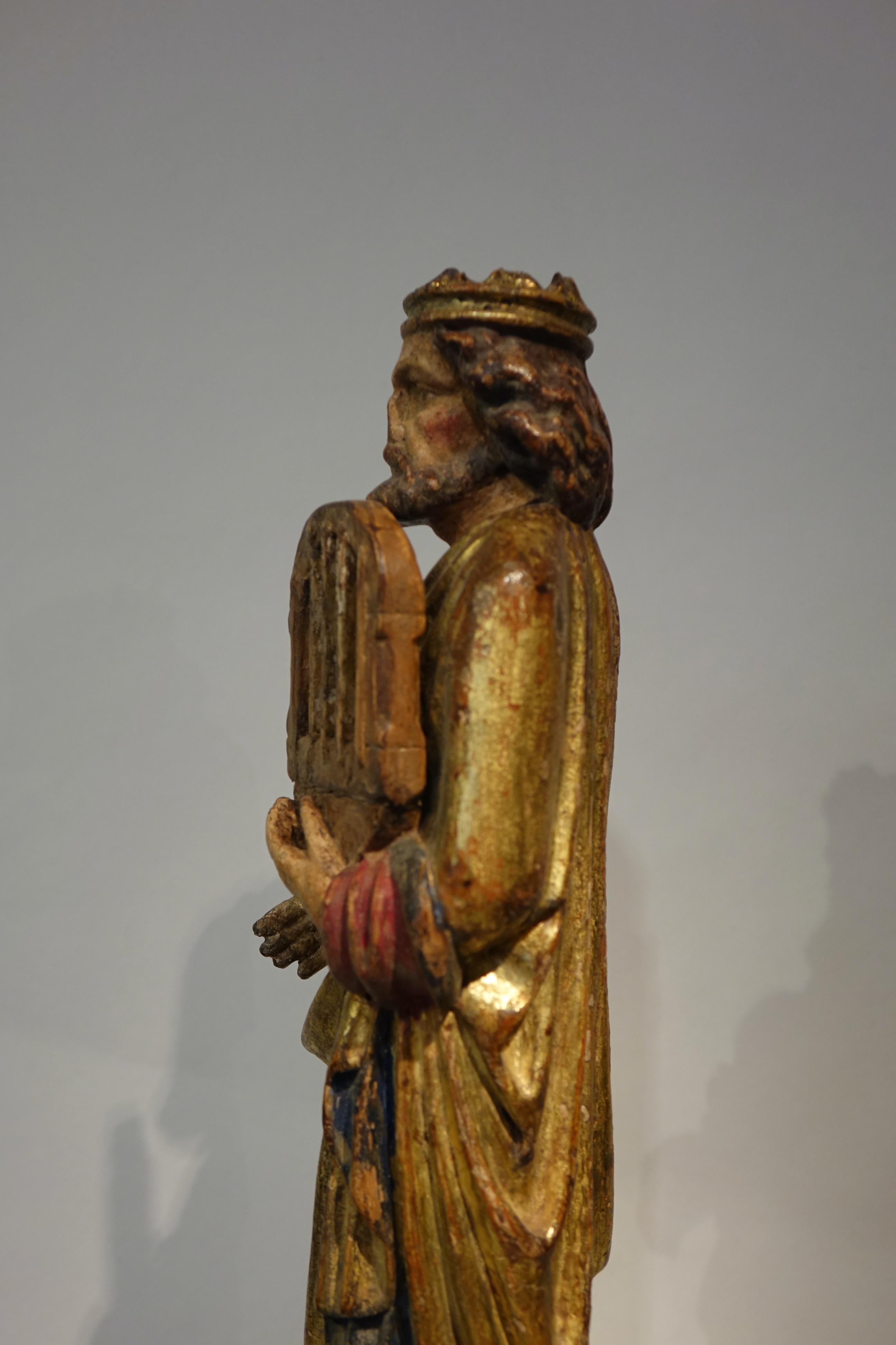 Fino al XVIII secolo Coppia di rare statue, Noè e David, Fiandre, inizio XVI secolo in vendita
