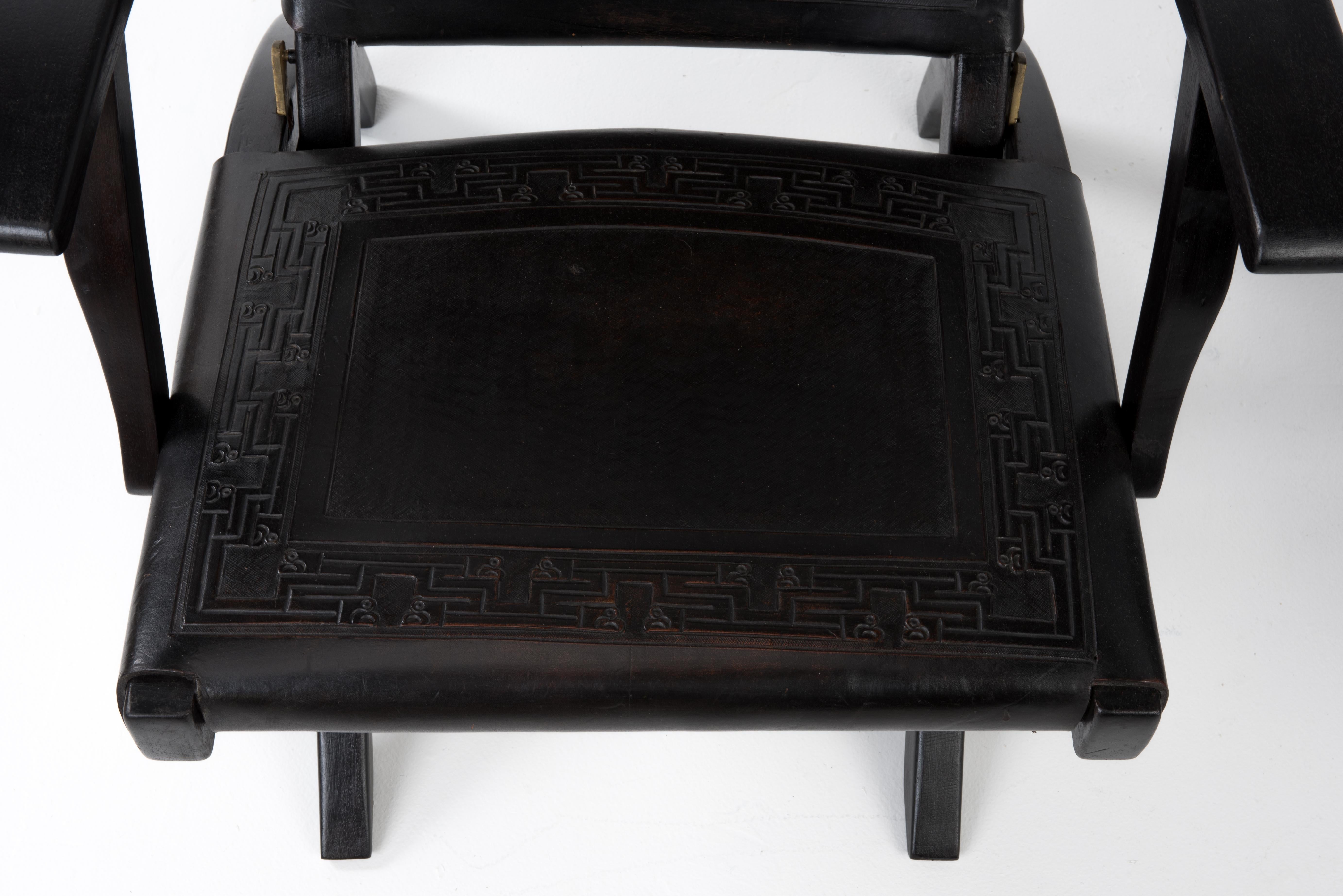 Cuir Paire de rares fauteuils vintage Angel I. Pazmino en cuir pour Muebles De Estilo en vente