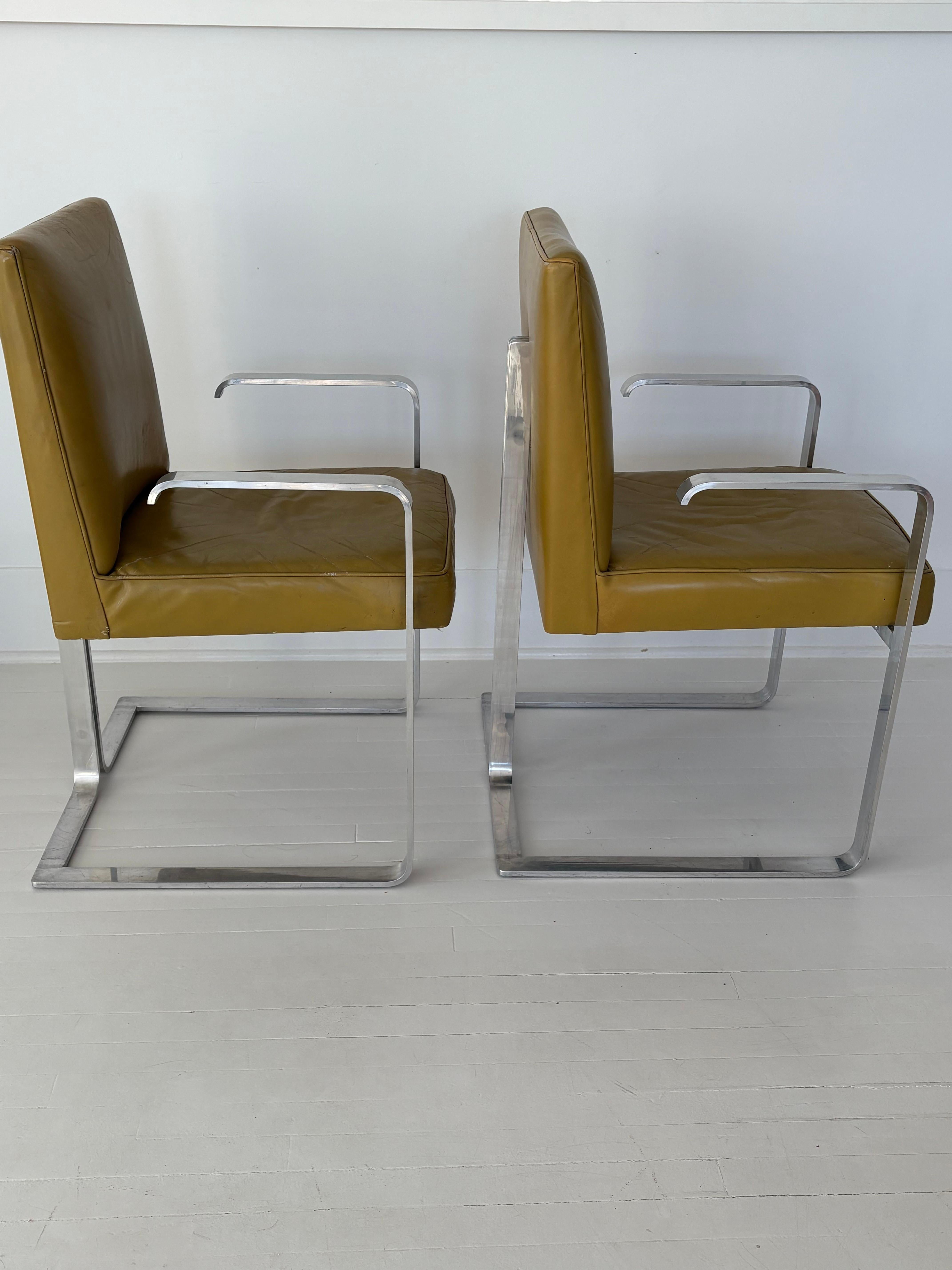 20th Century Pair of Rare Vladimir Kagan 1960s Arm Dining Chairs For Sale