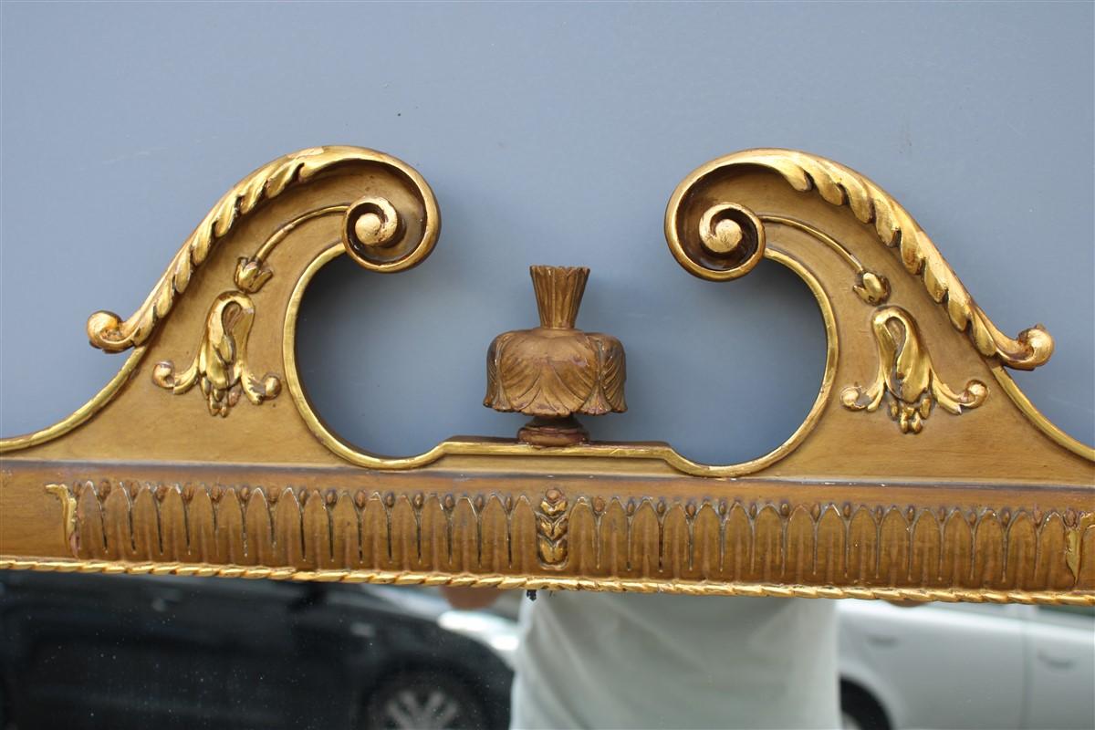 Pair of Rare Wall Mirrors Wood and Gold Leaf 1955 Cantù Giovanni Gariboldi Style For Sale 2
