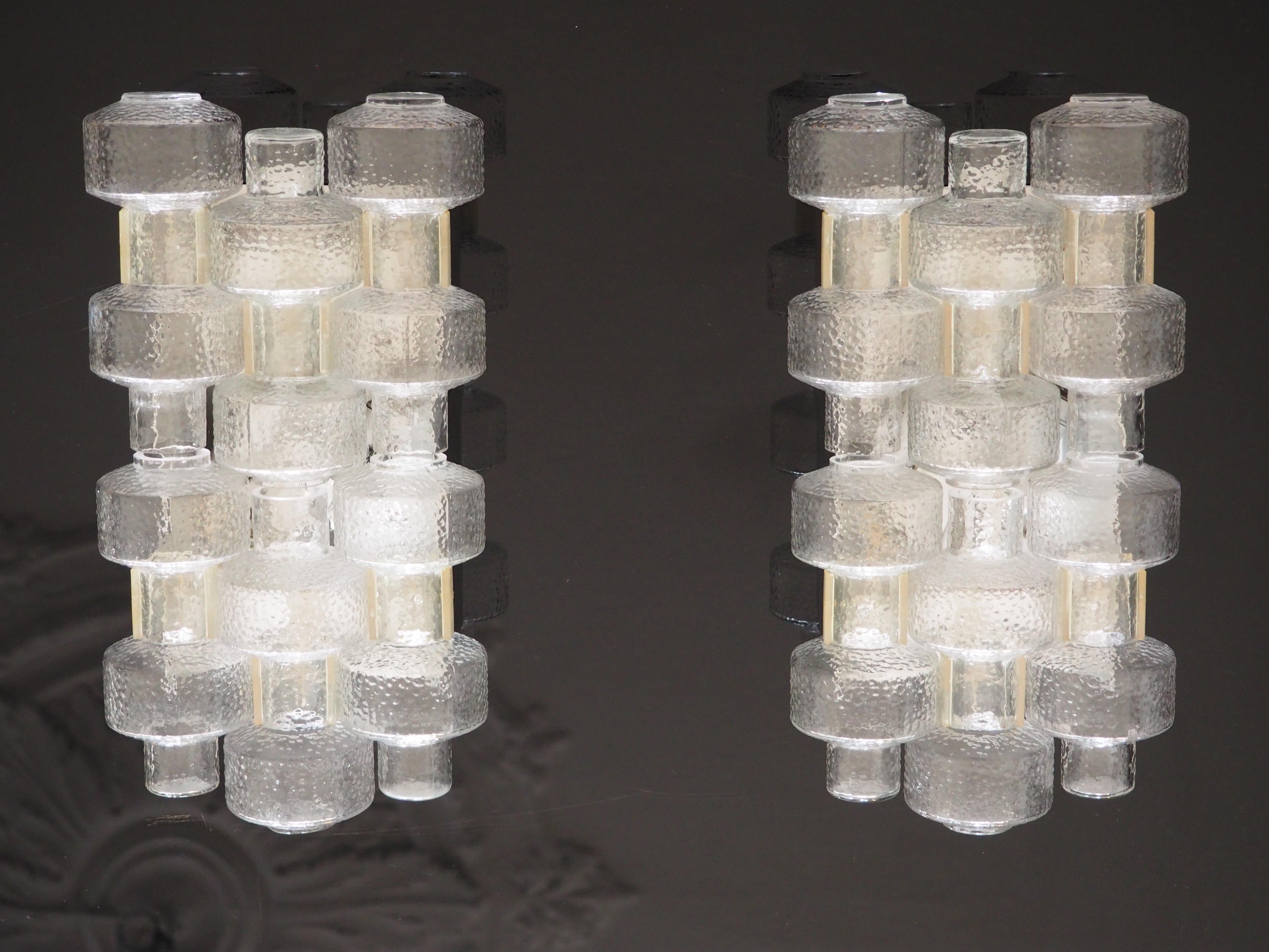 A rare pair of midcentury two-light glass sconces designed by Gert Nyström for Orrefors, Sweden, circa 1950s.
The fixtures are made of 6 glass elements and aluminum.

Socket: each 2 x e27 for standard screw bulbs.
(Two pair available).



 