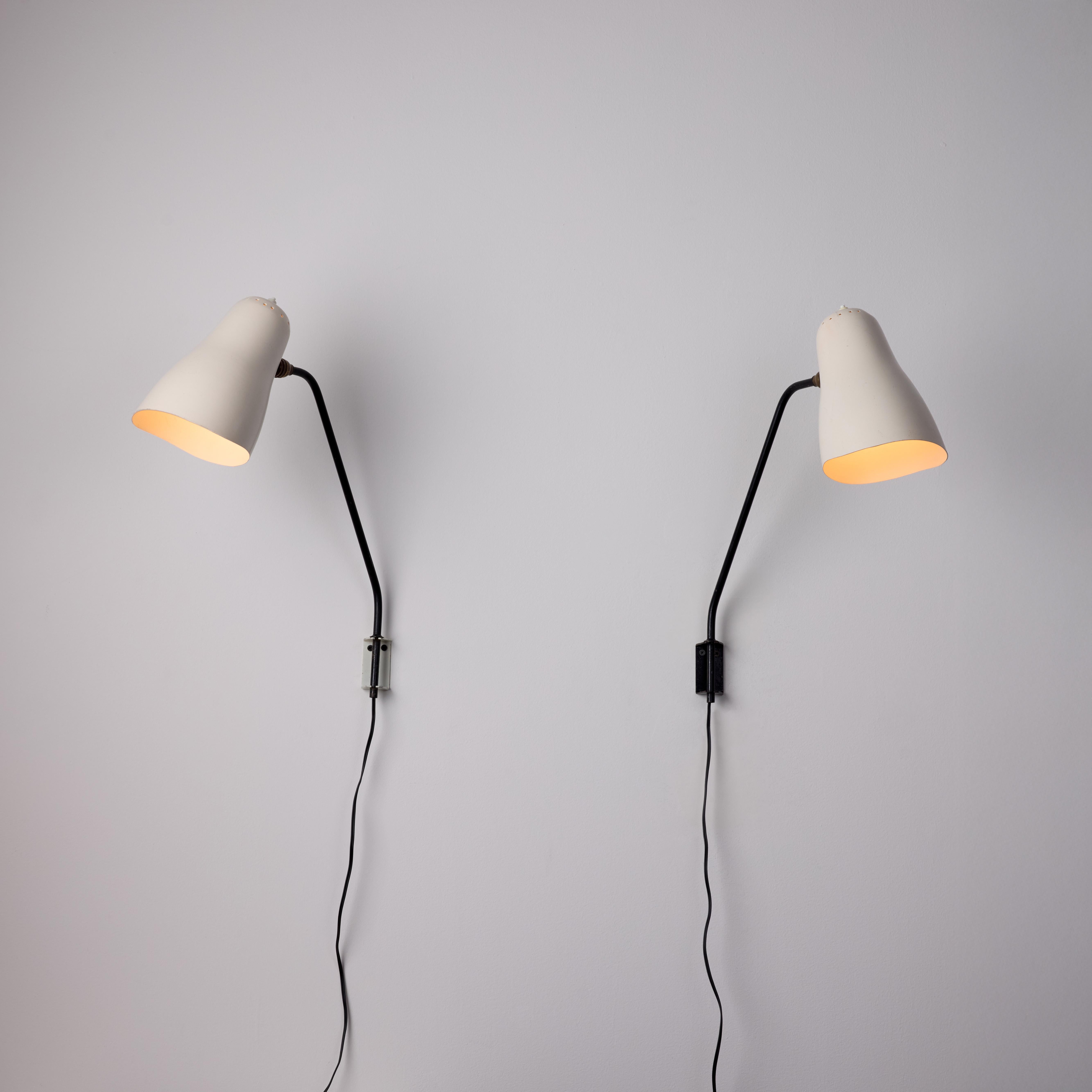 Mid-Century Modern Paire d'appliques murales rares de Jacques Biny pour Luminalite en vente