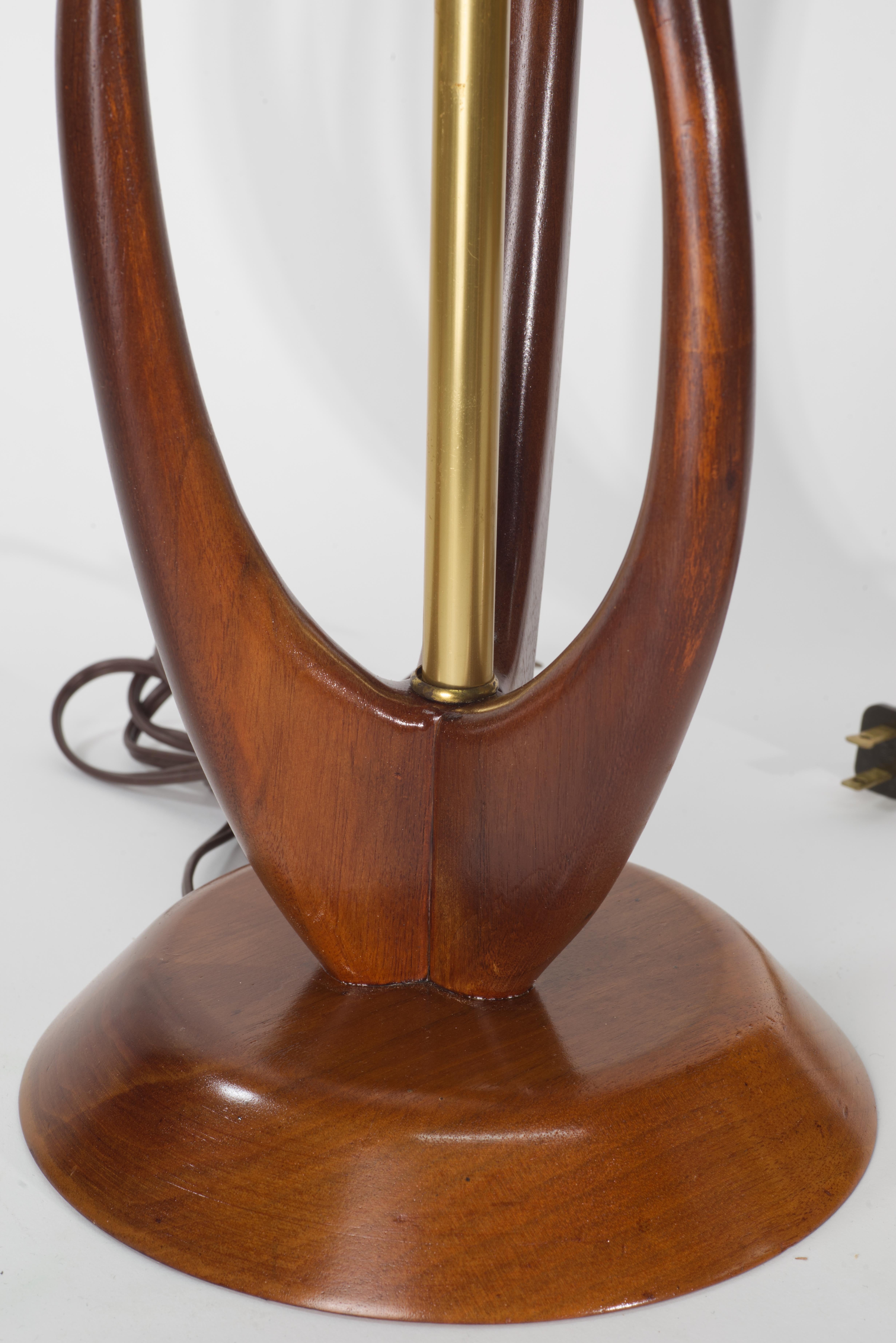 Pair of Walnut and Brass Table Lamps in Style of Modeline, Mid Century Modern For Sale 8