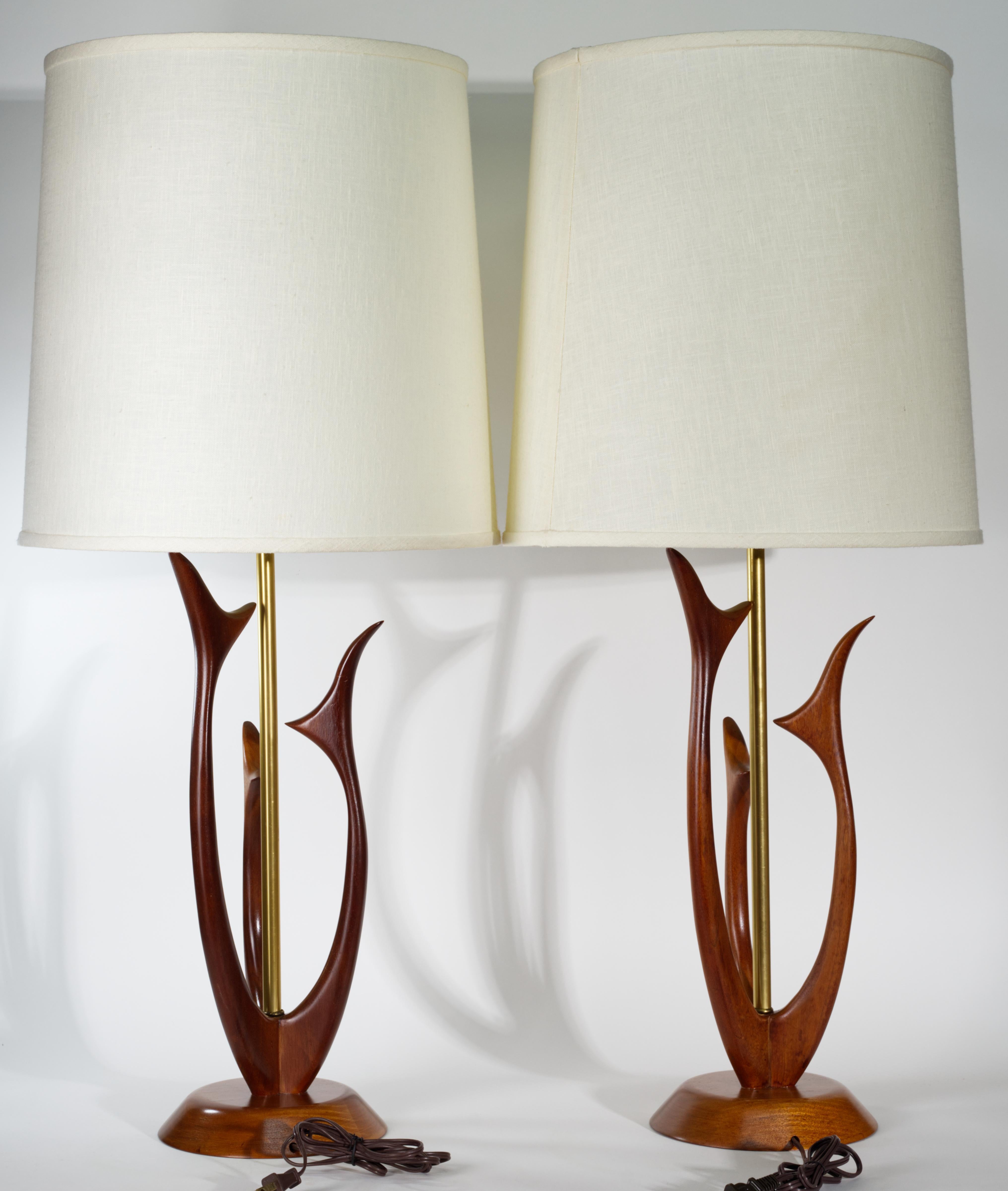 American Pair of Walnut and Brass Table Lamps in Style of Modeline, Mid Century Modern For Sale