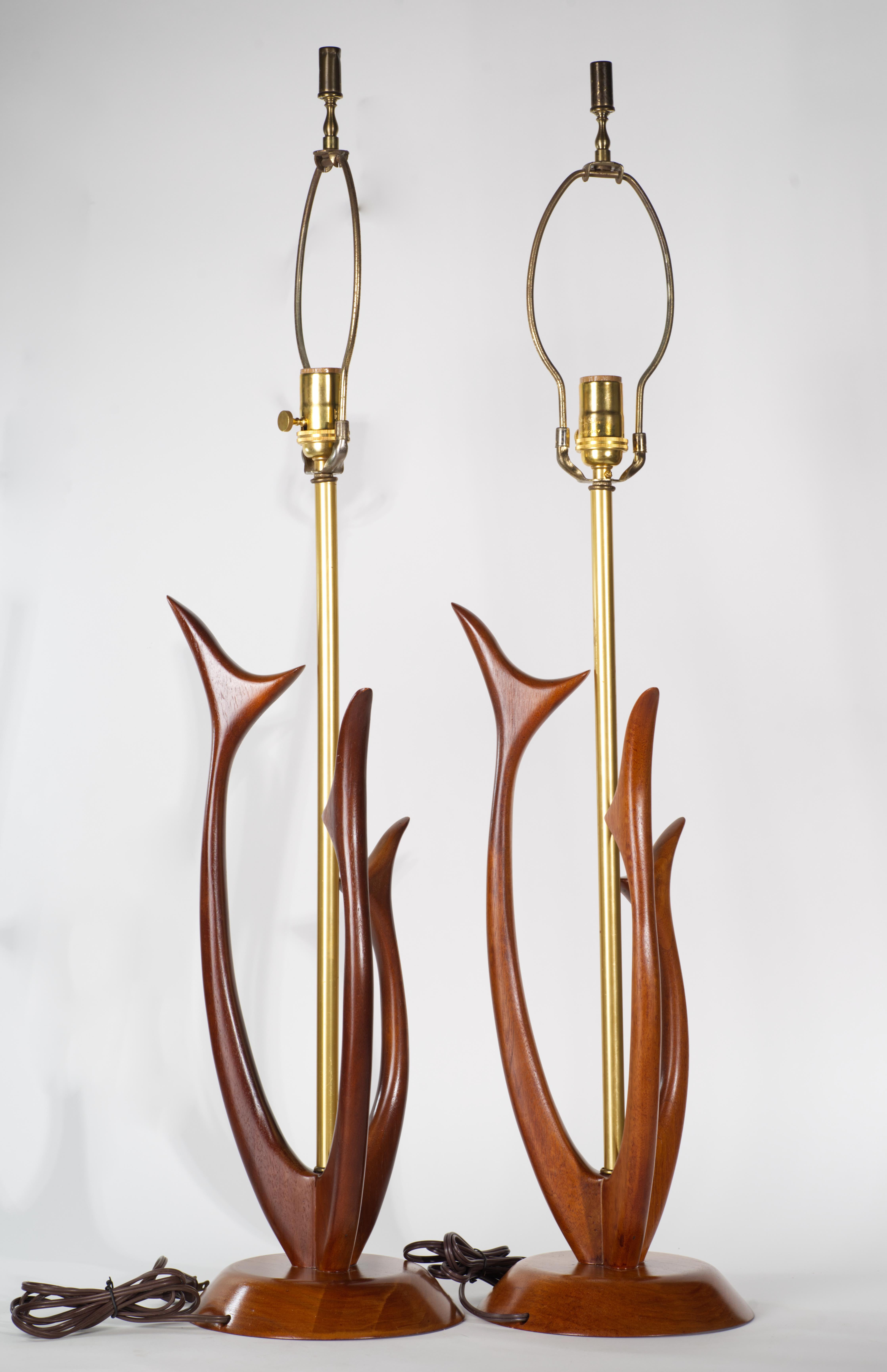 Pair of Walnut and Brass Table Lamps in Style of Modeline, Mid Century Modern For Sale 1
