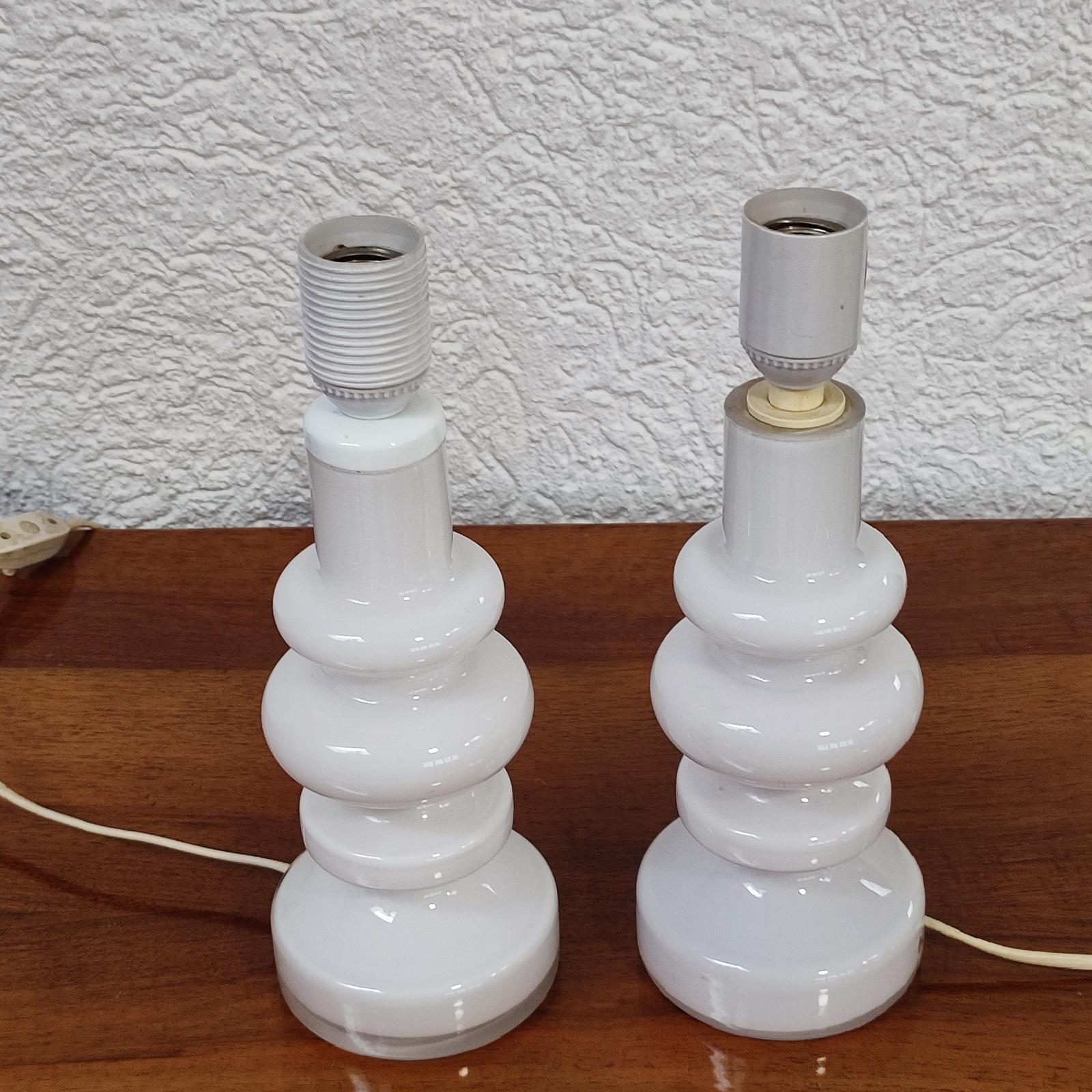 Pair of Rare White Glass Table Lamps by Gunnar Anders, Lindshammar, 1960s In Good Condition For Sale In Bochum, NRW