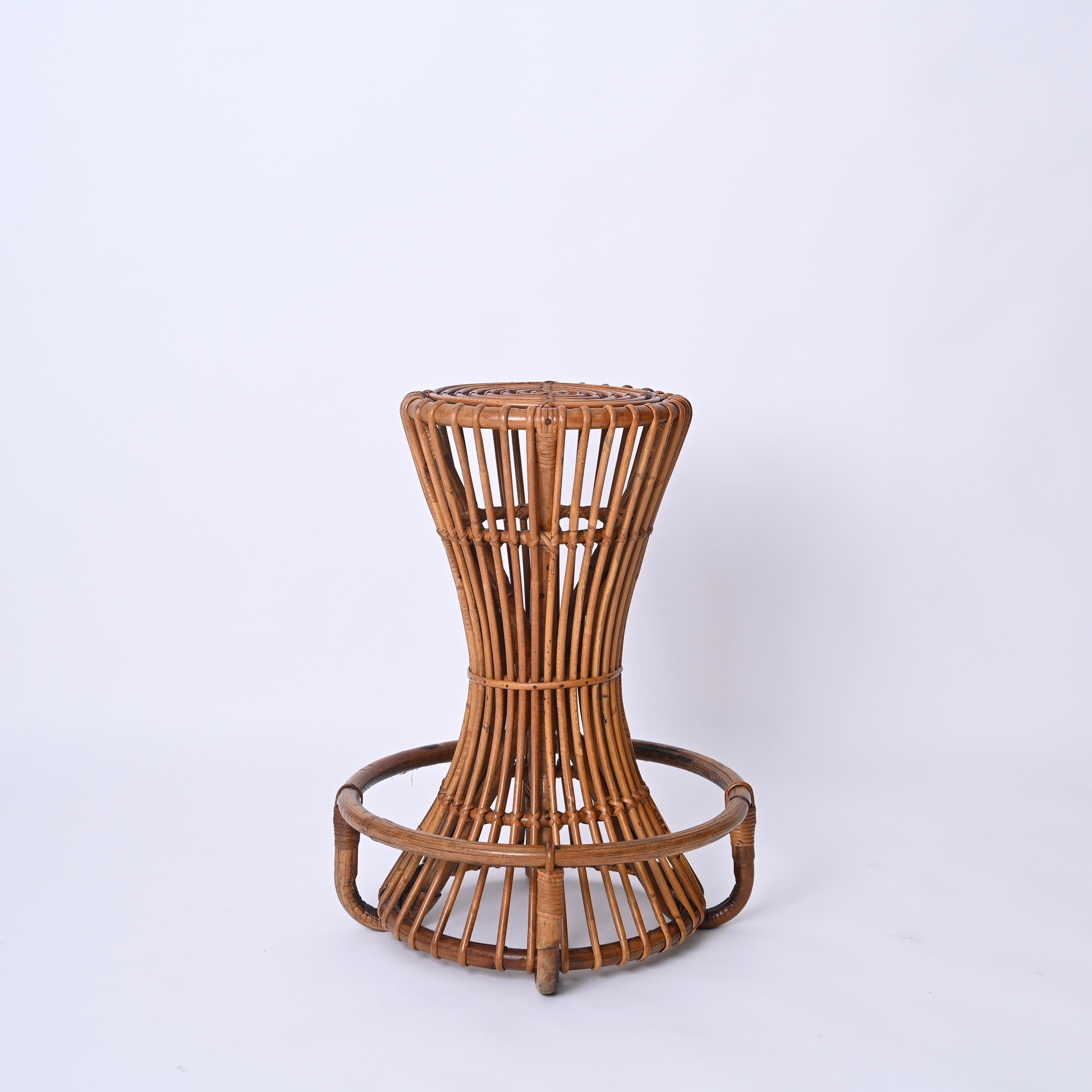Hand-Crafted Pair of Rattan Bar Stools by Tito Agnoli for Bonacina, Italy 1950s For Sale