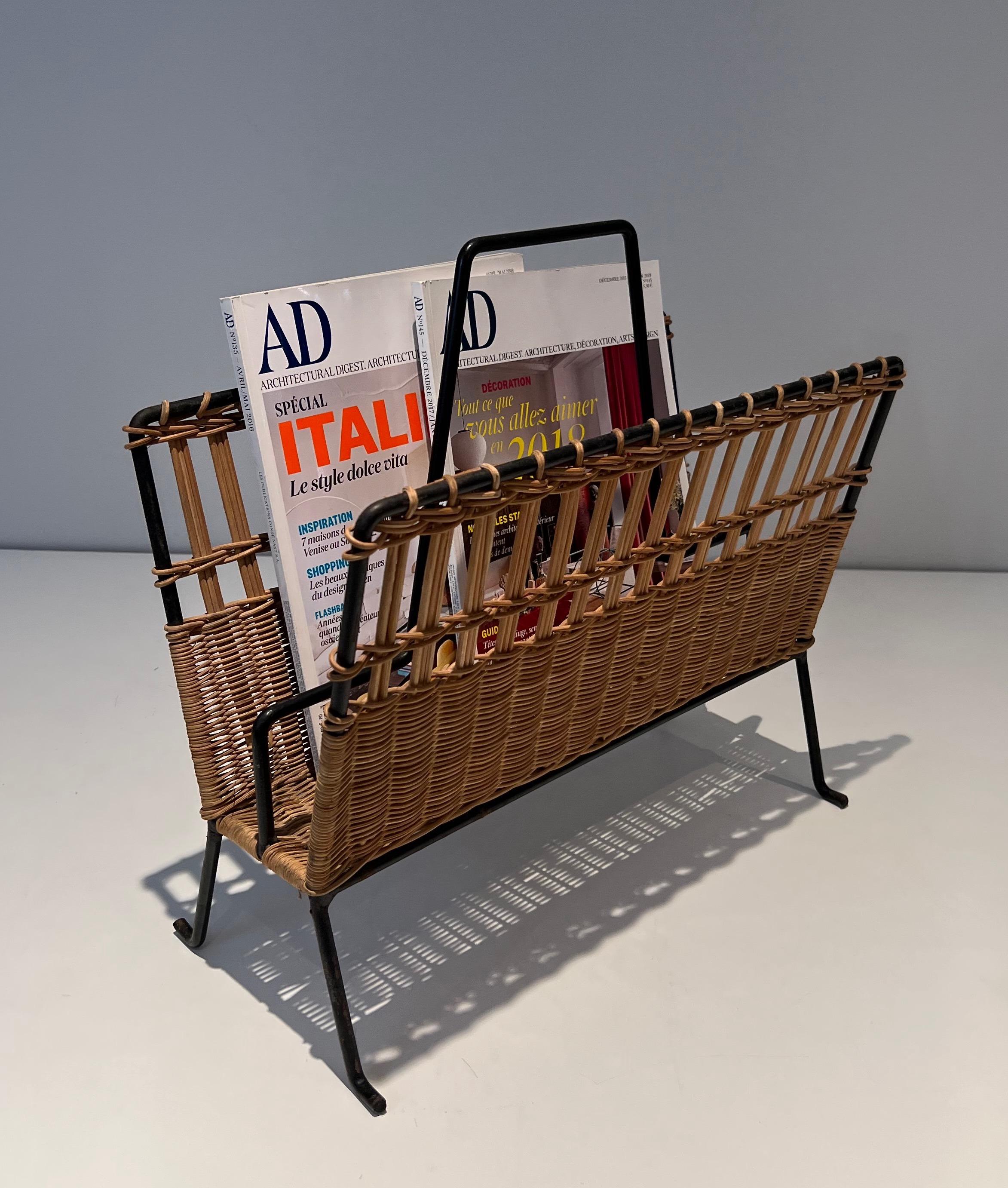 Pair of Rattan and Black Lacquered Magazine Rack In Good Condition For Sale In Marcq-en-Barœul, Hauts-de-France