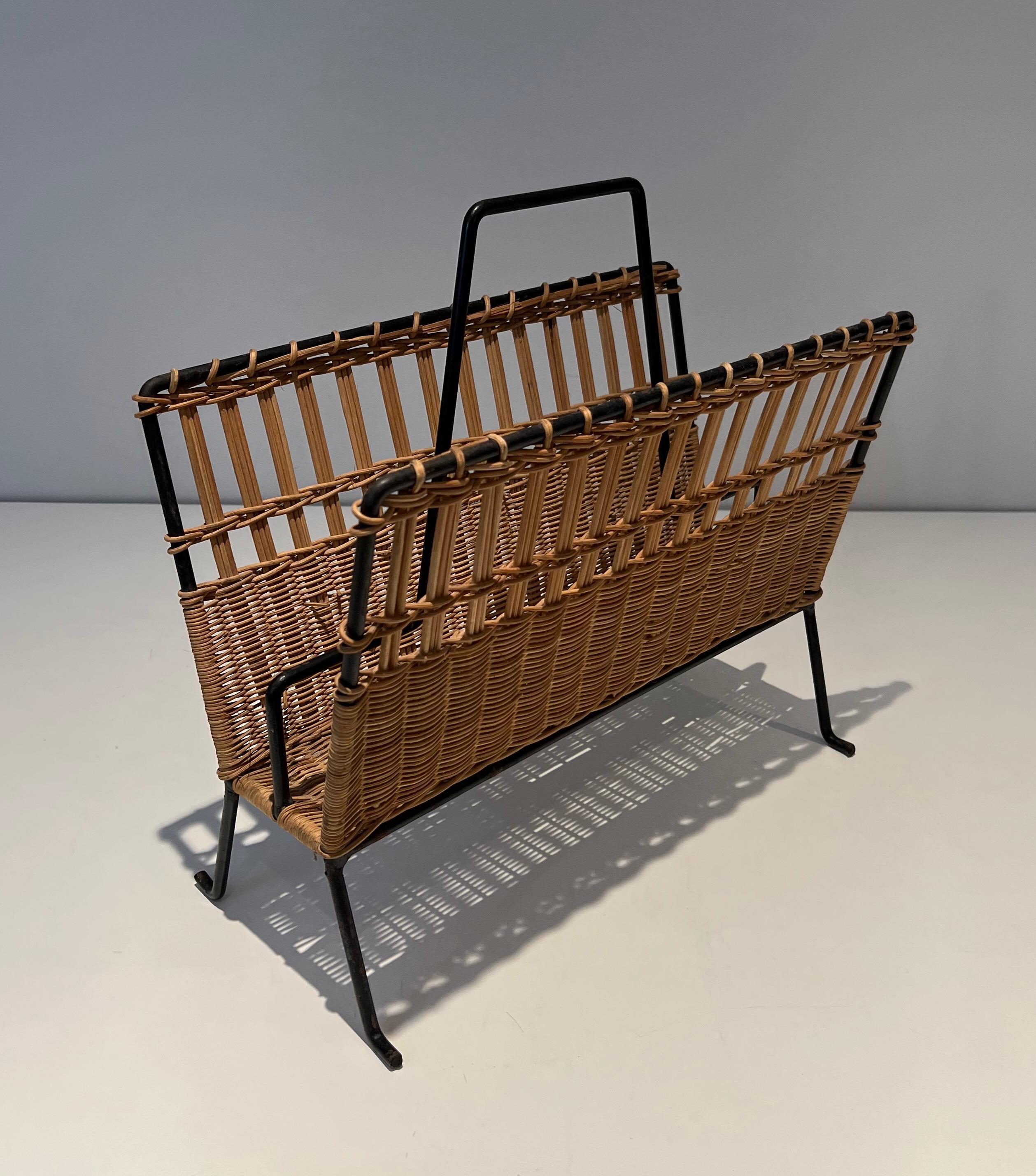 Mid-20th Century Pair of Rattan and Black Lacquered Magazine Rack For Sale