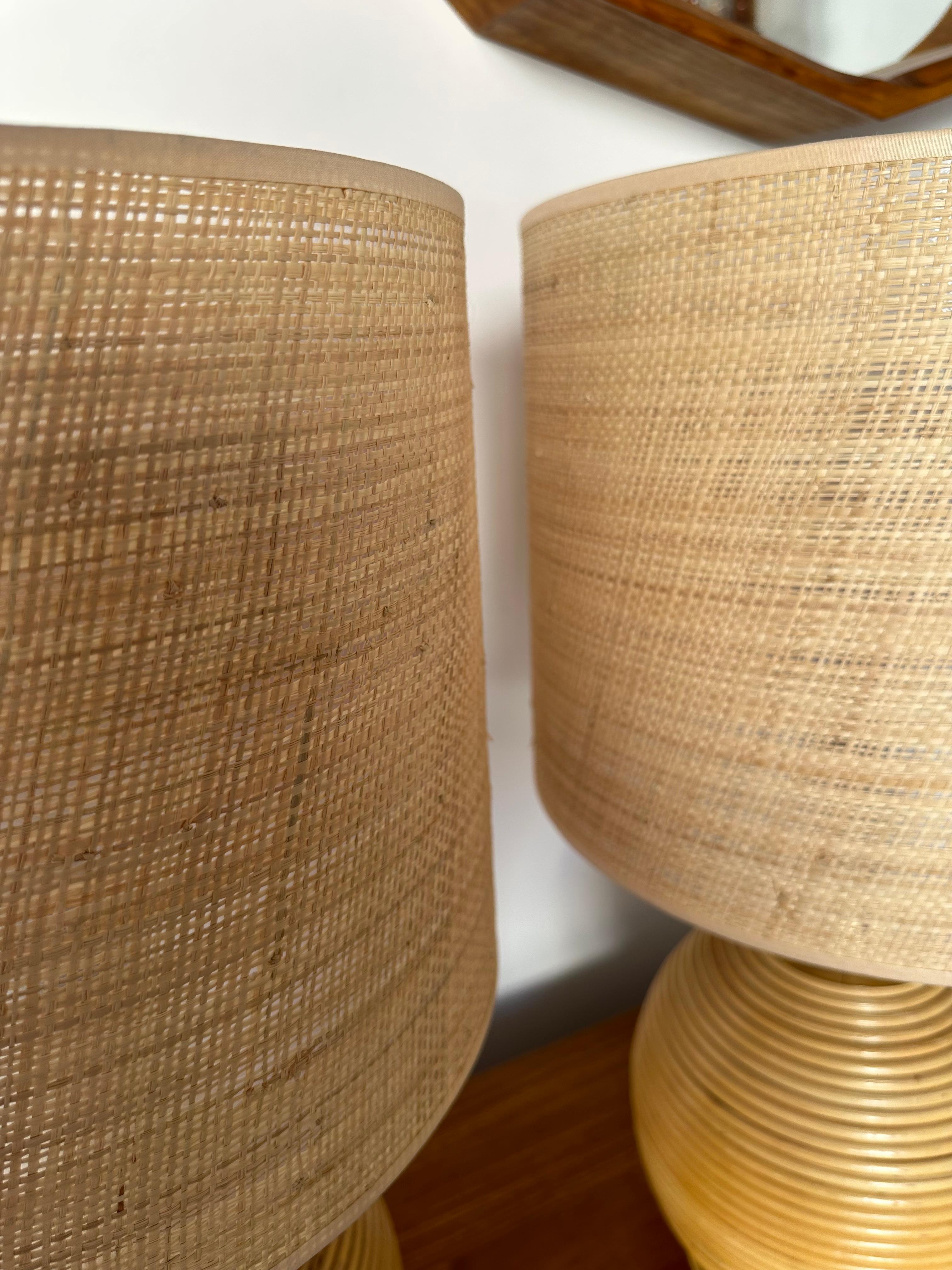 Pair of Rattan and Brass Lamps. Italy, 1970s For Sale 3