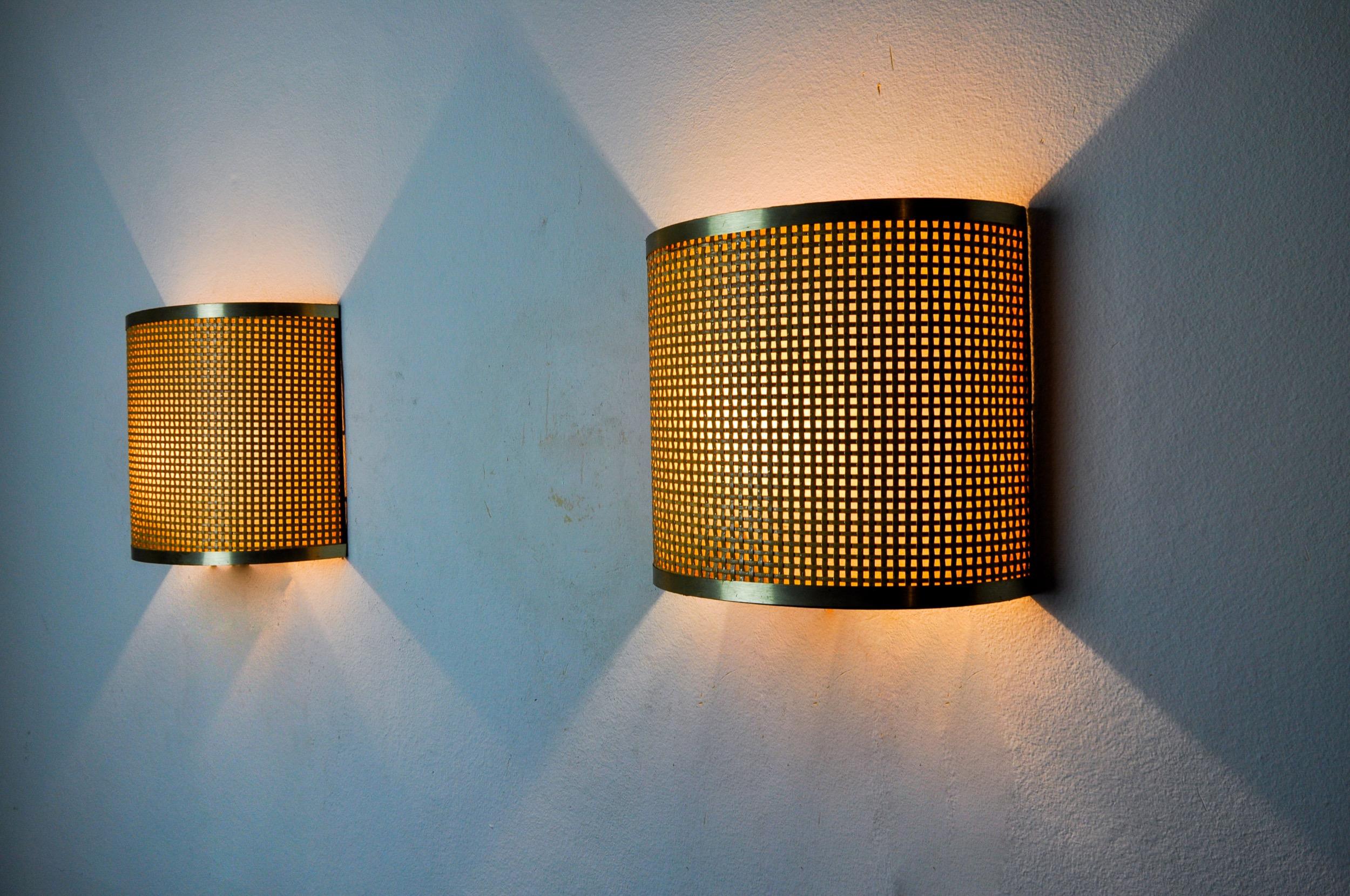 Pair of rattan and brass sconces, Italy, 1960 In Good Condition In BARCELONA, ES
