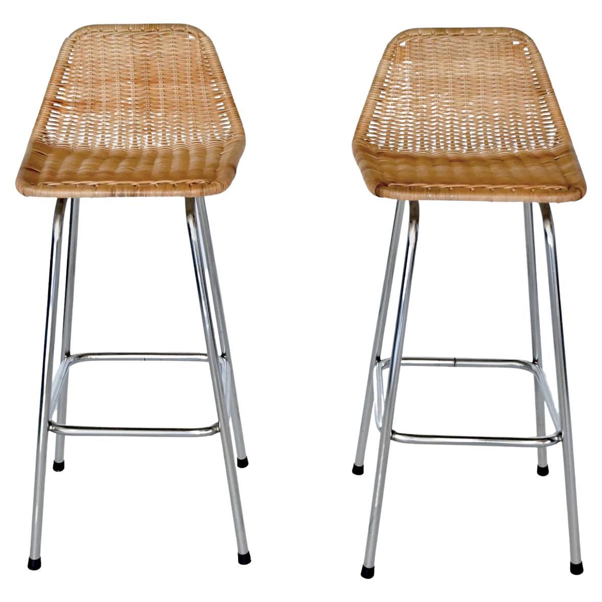 Pair of rattan and chrome counterstools by Dirk van Sliedregt for Rohe Noordwold For Sale