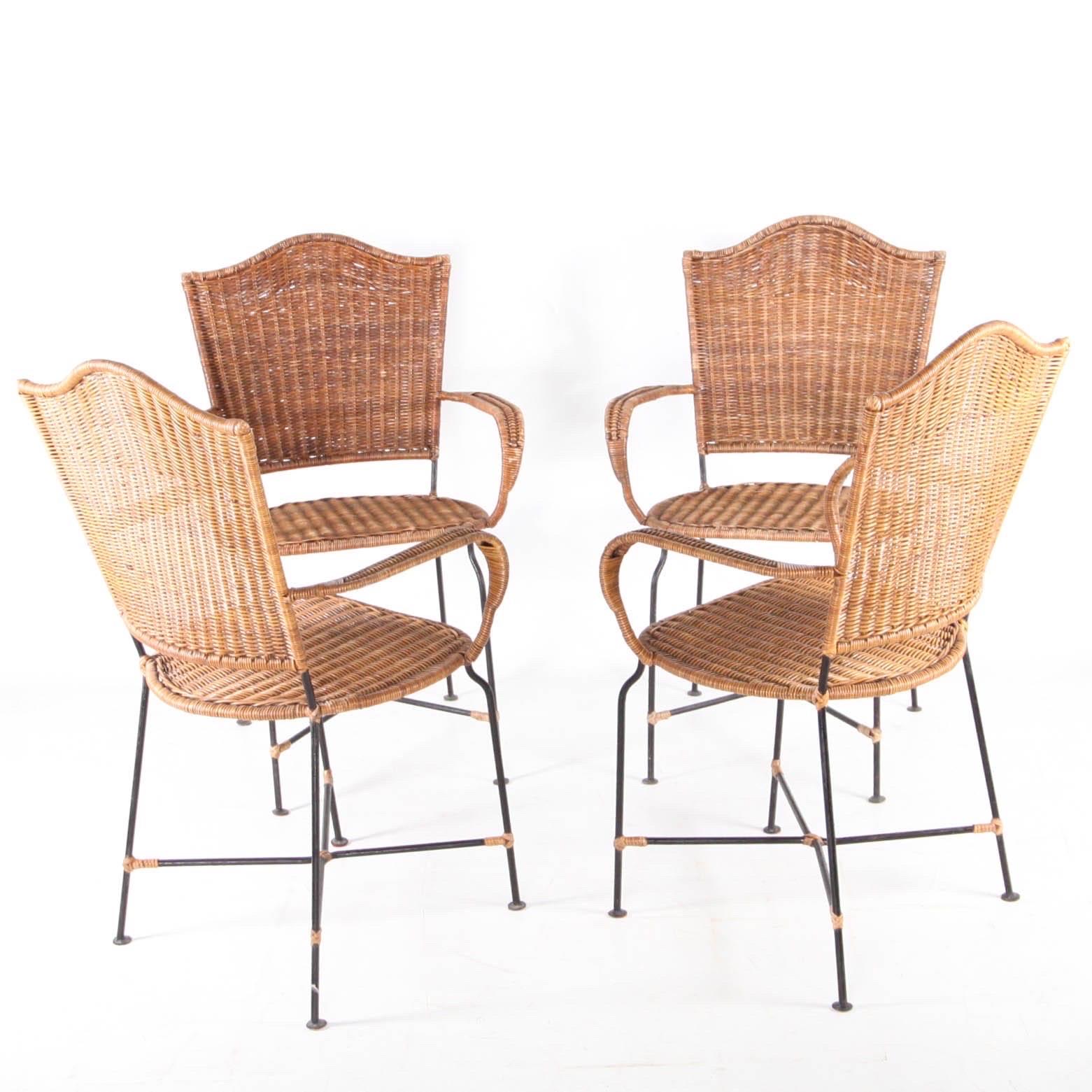 Paire de chaises en rotin et en fer en vente 1