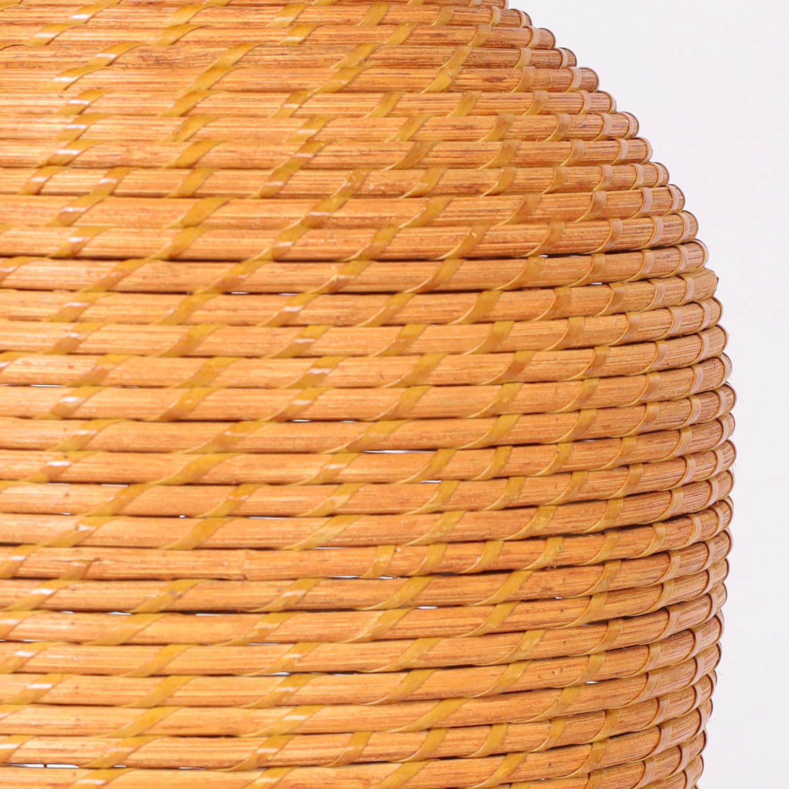 Hand-Woven Pair of Rattan and Reed Table Lamps For Sale