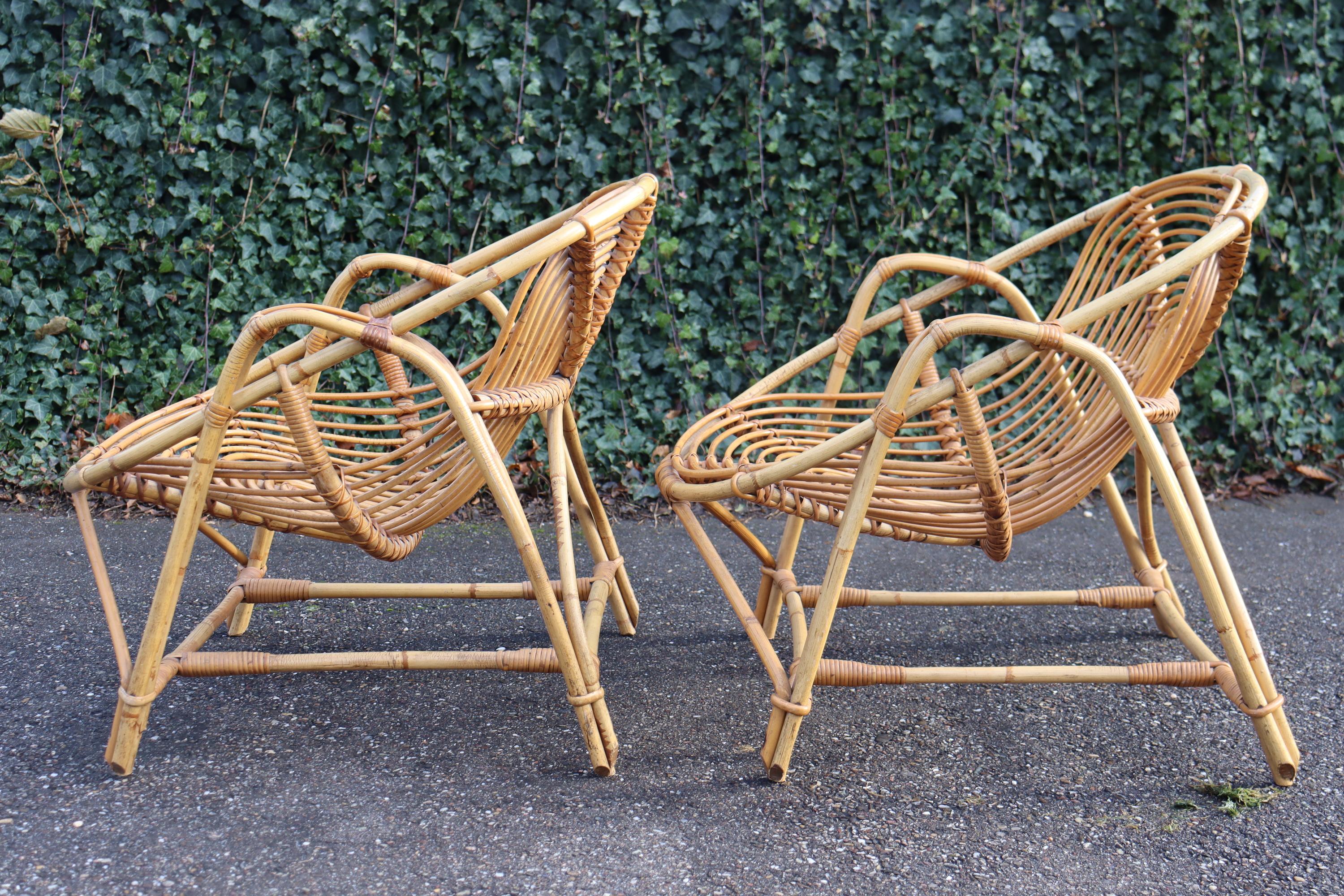 Pair Of Rattan Armchairs Attributed To Audoux Minnet (20. Jahrhundert) im Angebot