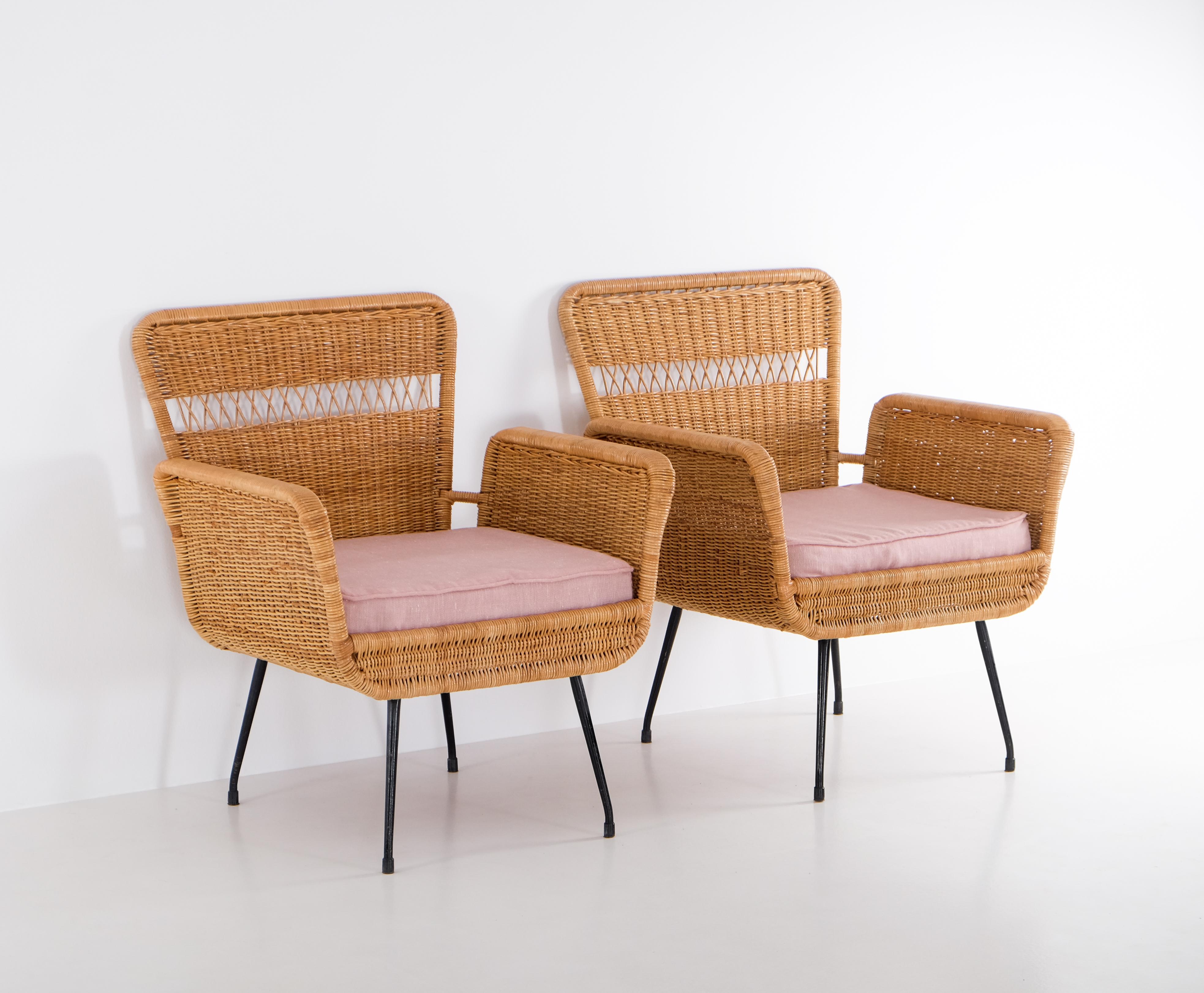 Paire de fauteuils en rotin, Brésil, années 1960 en vente 4