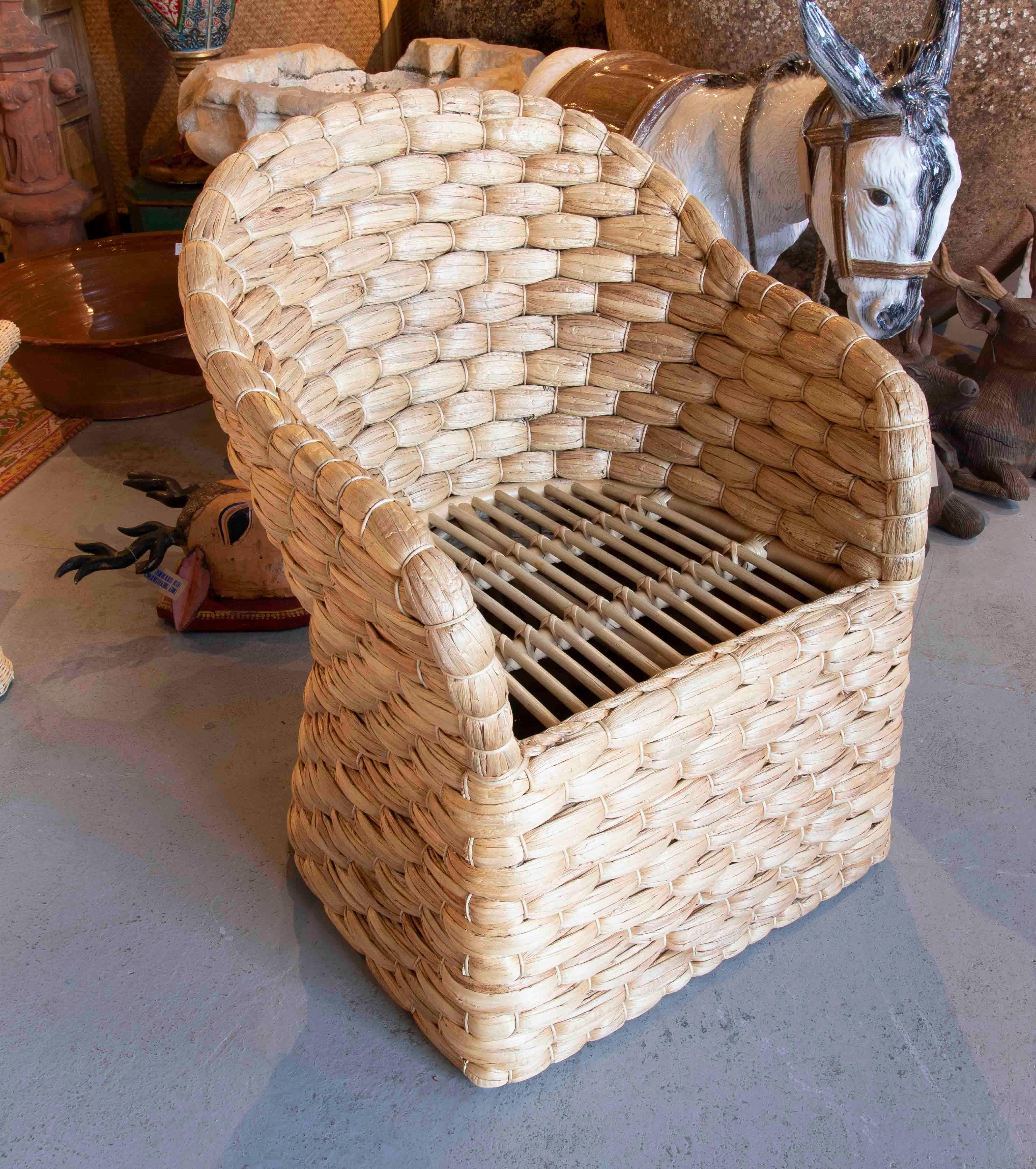 Pair of Rattan Armchairs with Backrest and Cushions in White For Sale 15