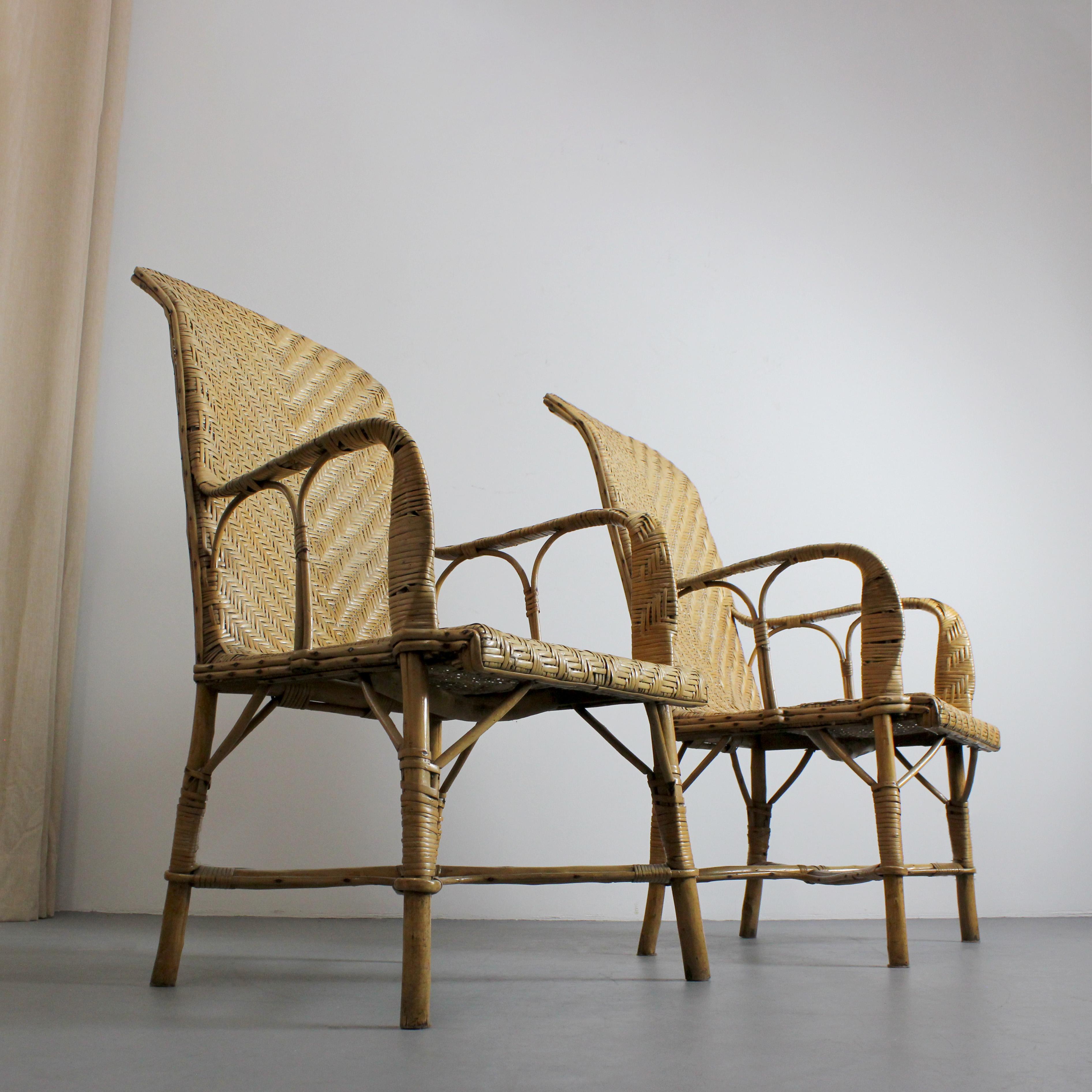 Pareja de sillones de ratán con armazón de madera - España - c. 1970

Dimensiones: 95 x 57 x 70 cm