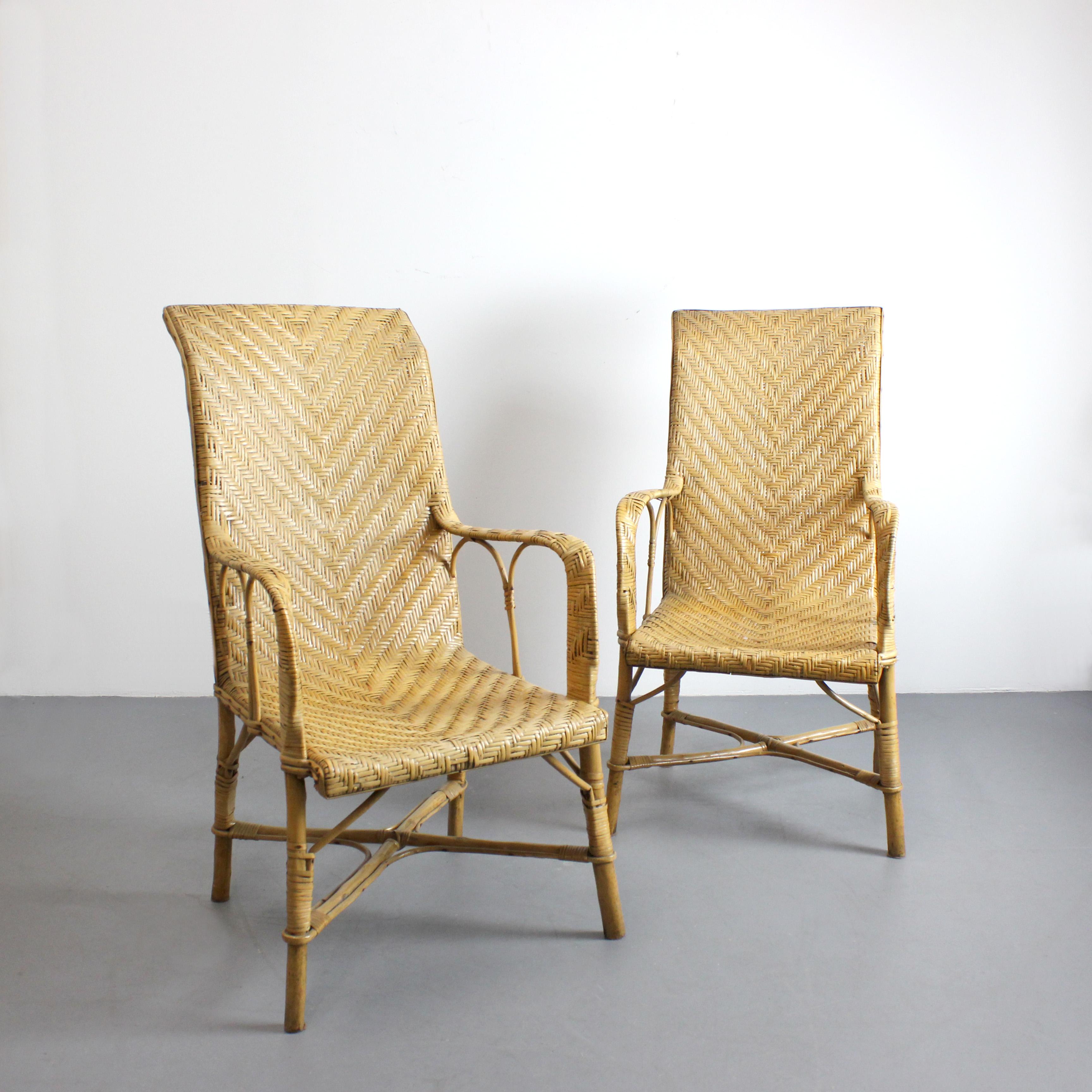 Pareja de sillones de ratán con armazón de madera - España - c. 1970 en venta 1