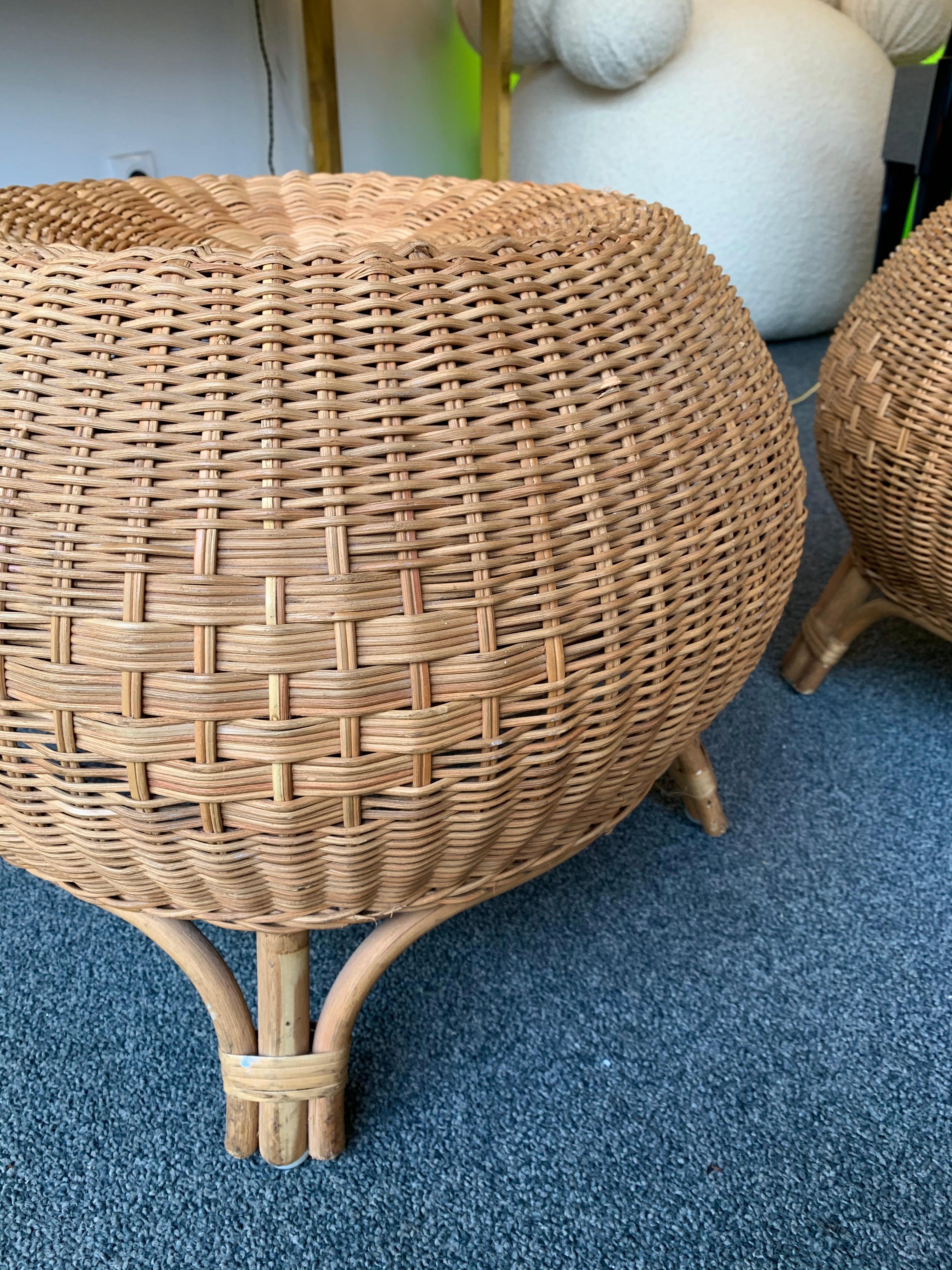 Pair of Rattan Ball Poufs Stools. Italy, 1970s In Good Condition In SAINT-OUEN, FR