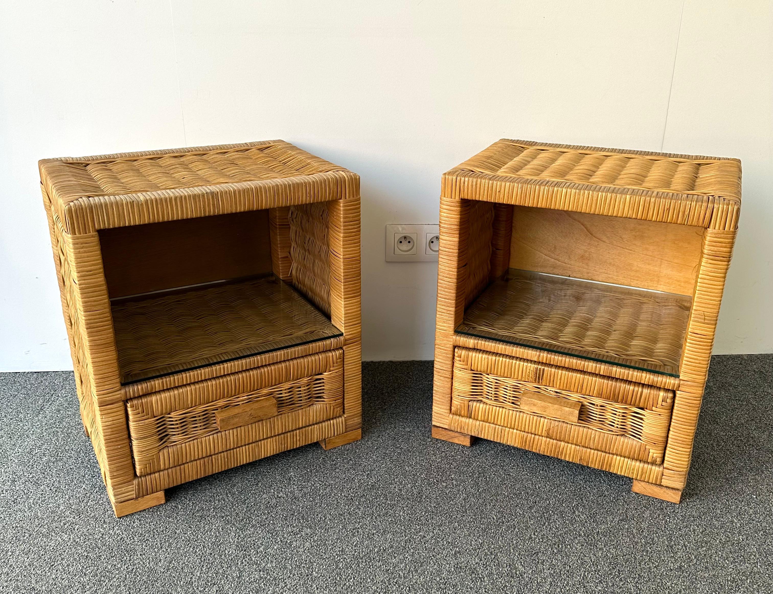 Pair of Rattan Bedside Tables by Tito Agnoli, Italy, 1970s For Sale 1