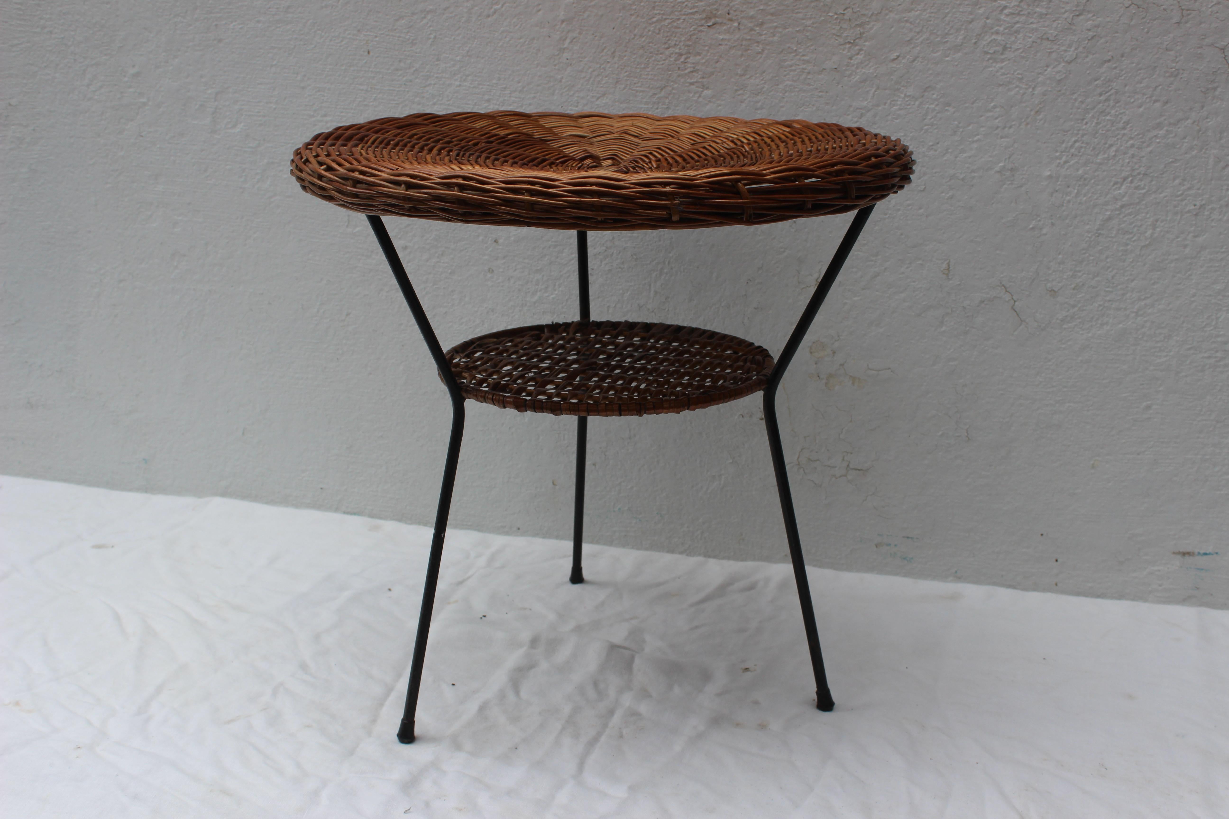 20th Century Pair of Rattan Chairs and Table in the Style of Franco Albini