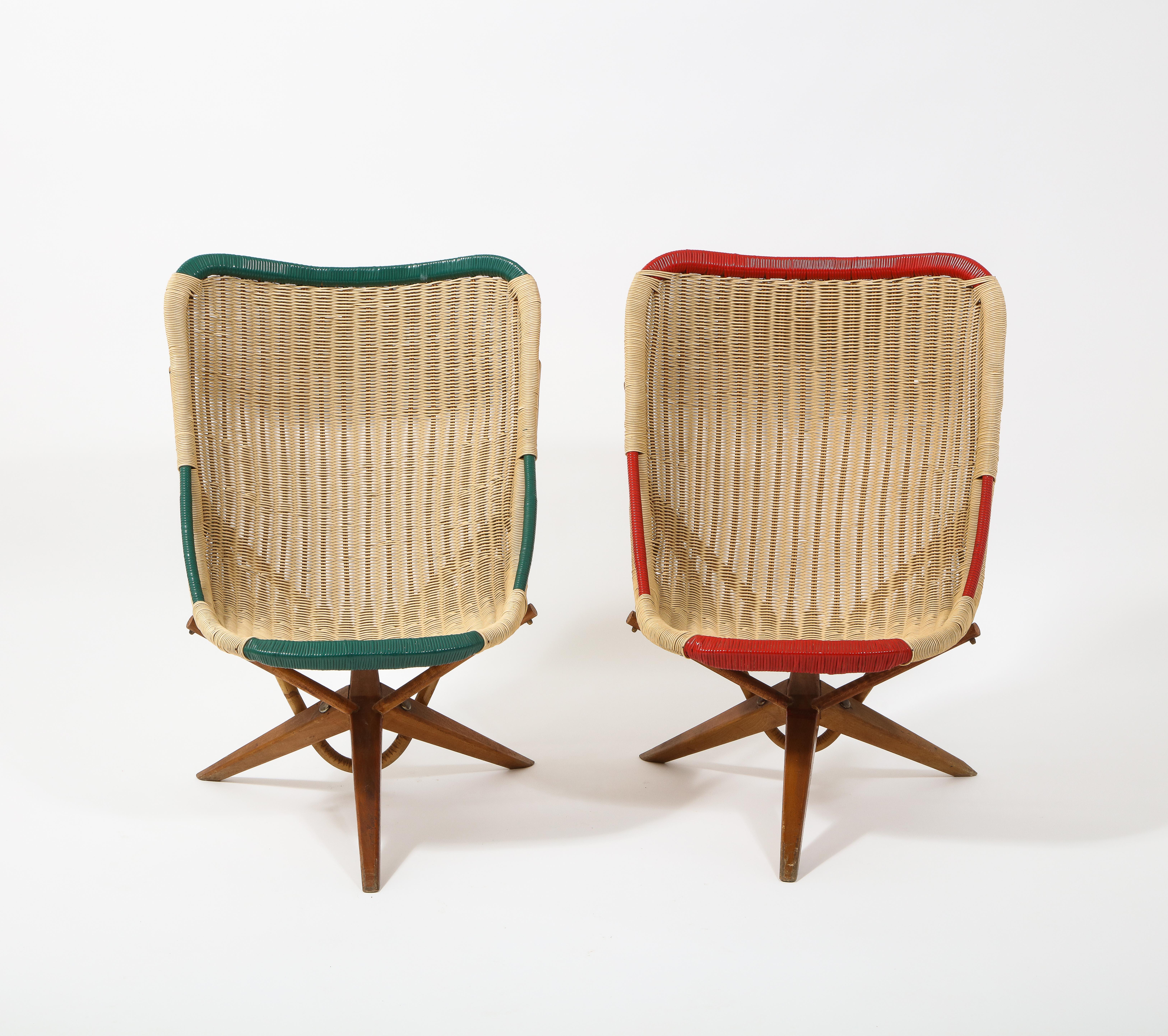 Français Paire de chaises en rotin « Chistera », France, années 1950 en vente