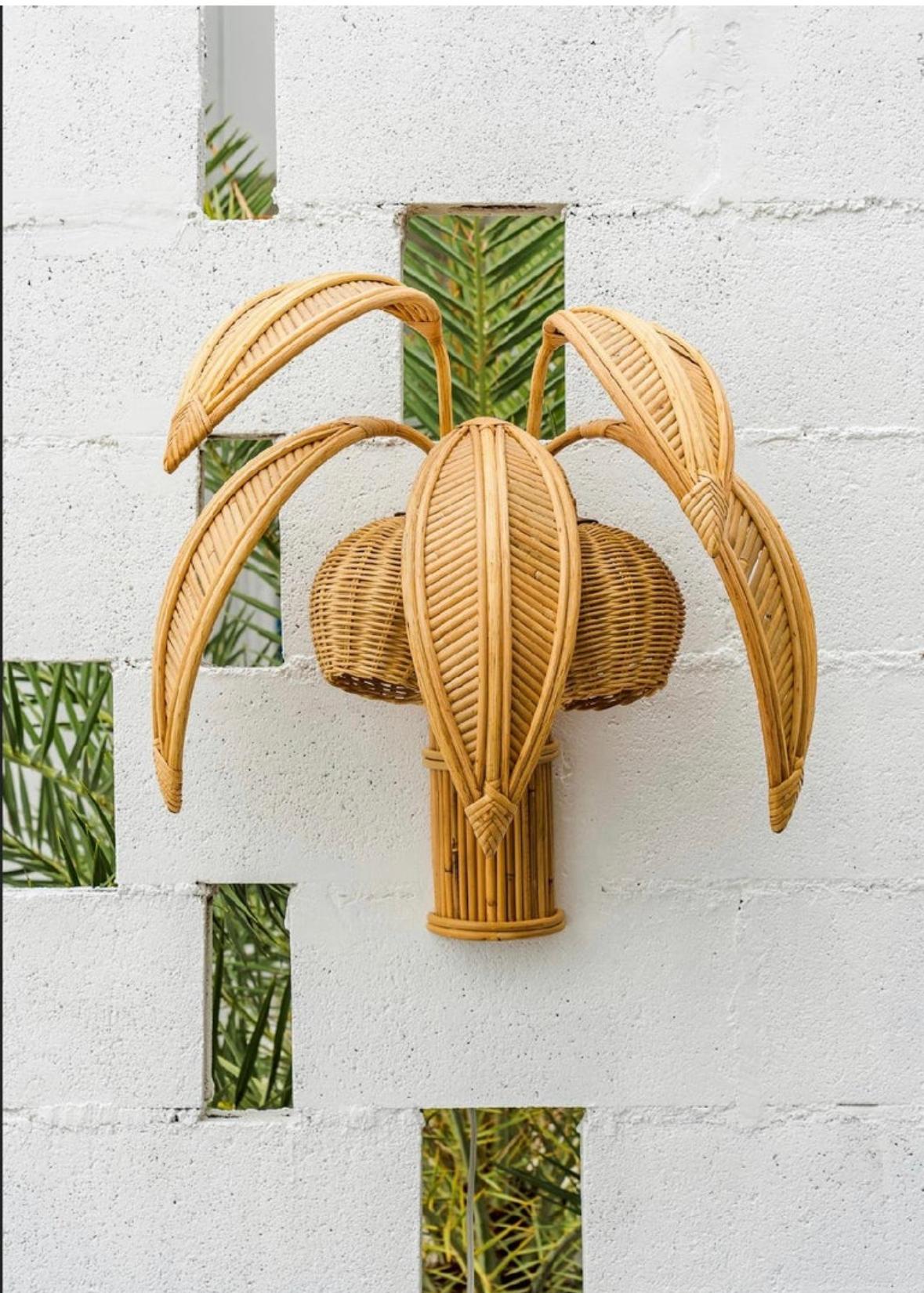 20th Century Pair of rattan « coconut tree/ palm tree » sconces For Sale